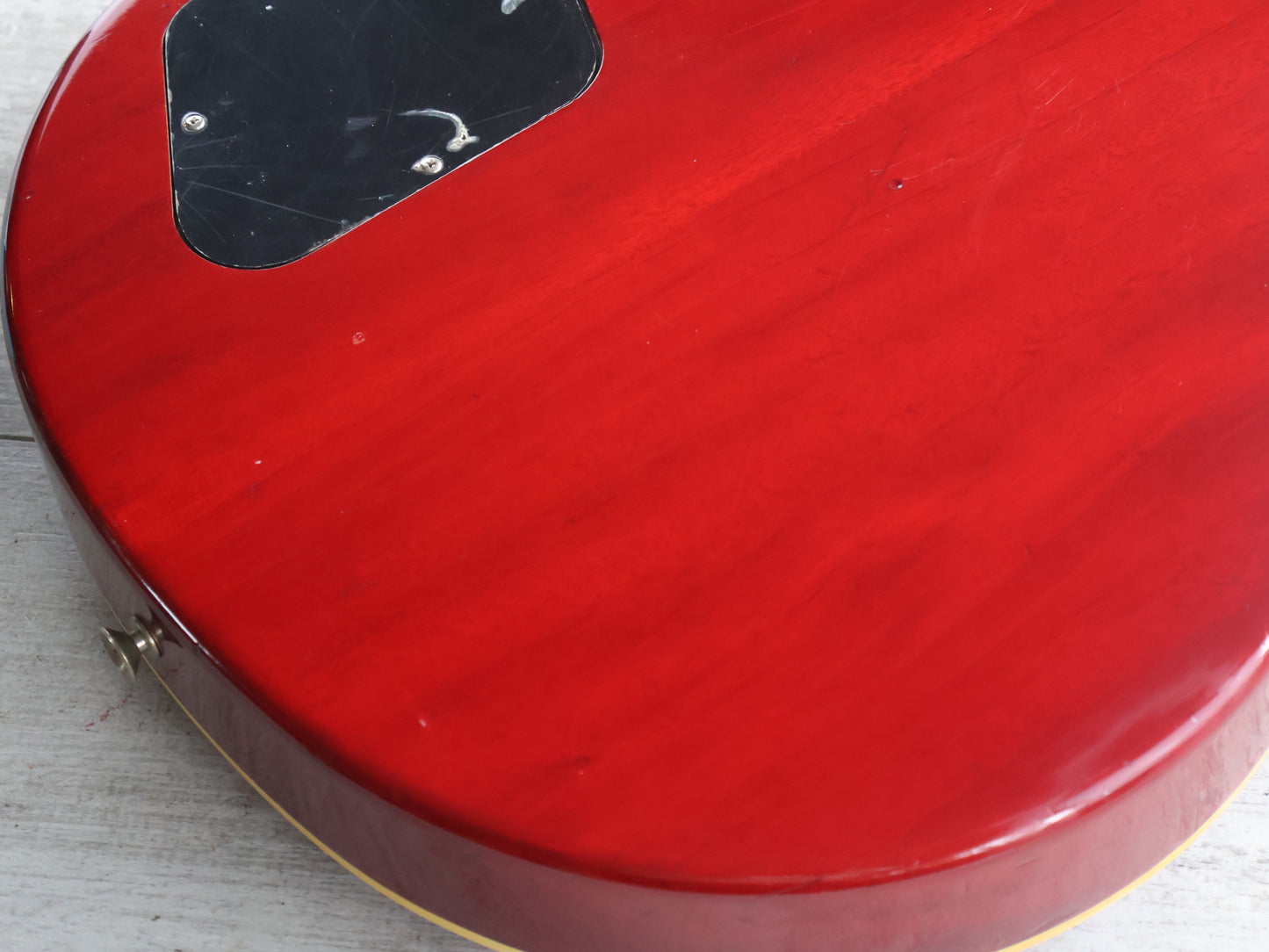 1983 Tokai Love Rock TLS-50 Les Paul Standard (Cherry Sunburst)