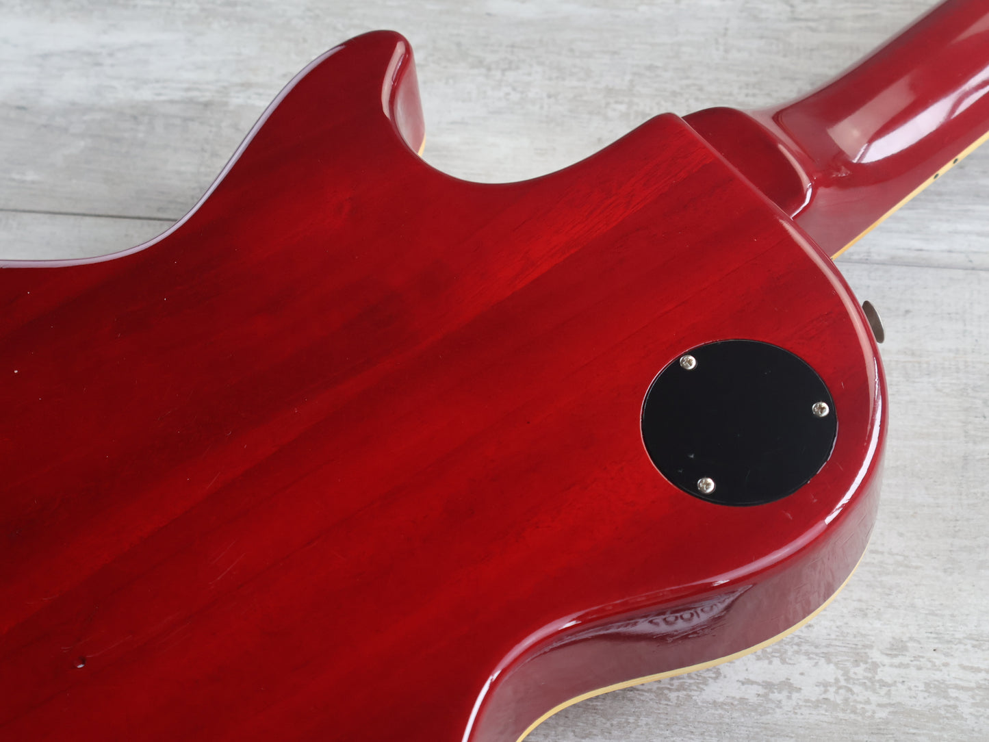 1983 Tokai Love Rock TLS-50 Les Paul Standard (Cherry Sunburst)