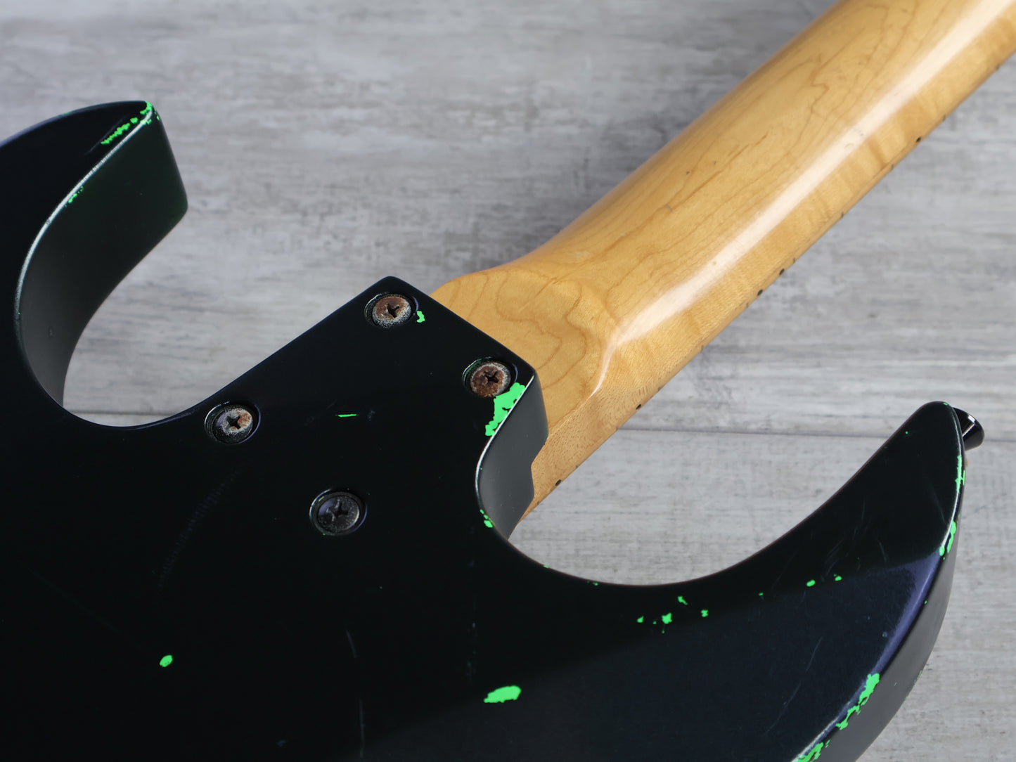 1988 BC Rich Japan GS-MR853 NJ Series Gunslinger (Black/Day Glow Green)