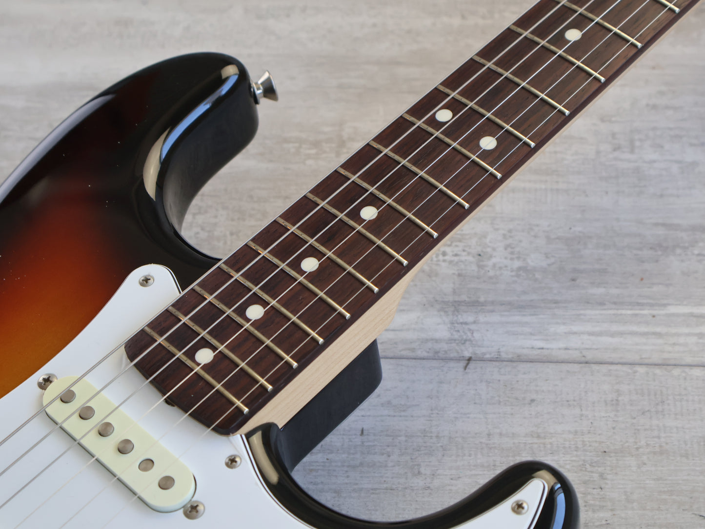 2014 Fender Japan ST-STD Stratocaster Standard (Sunburst)
