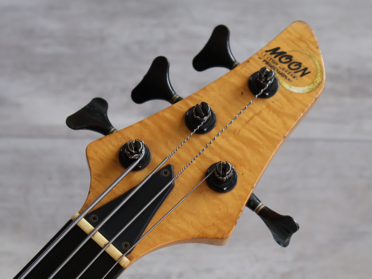 1990's Moon Japan MBC-4 Active Bass w/Bartolini's (Natural)
