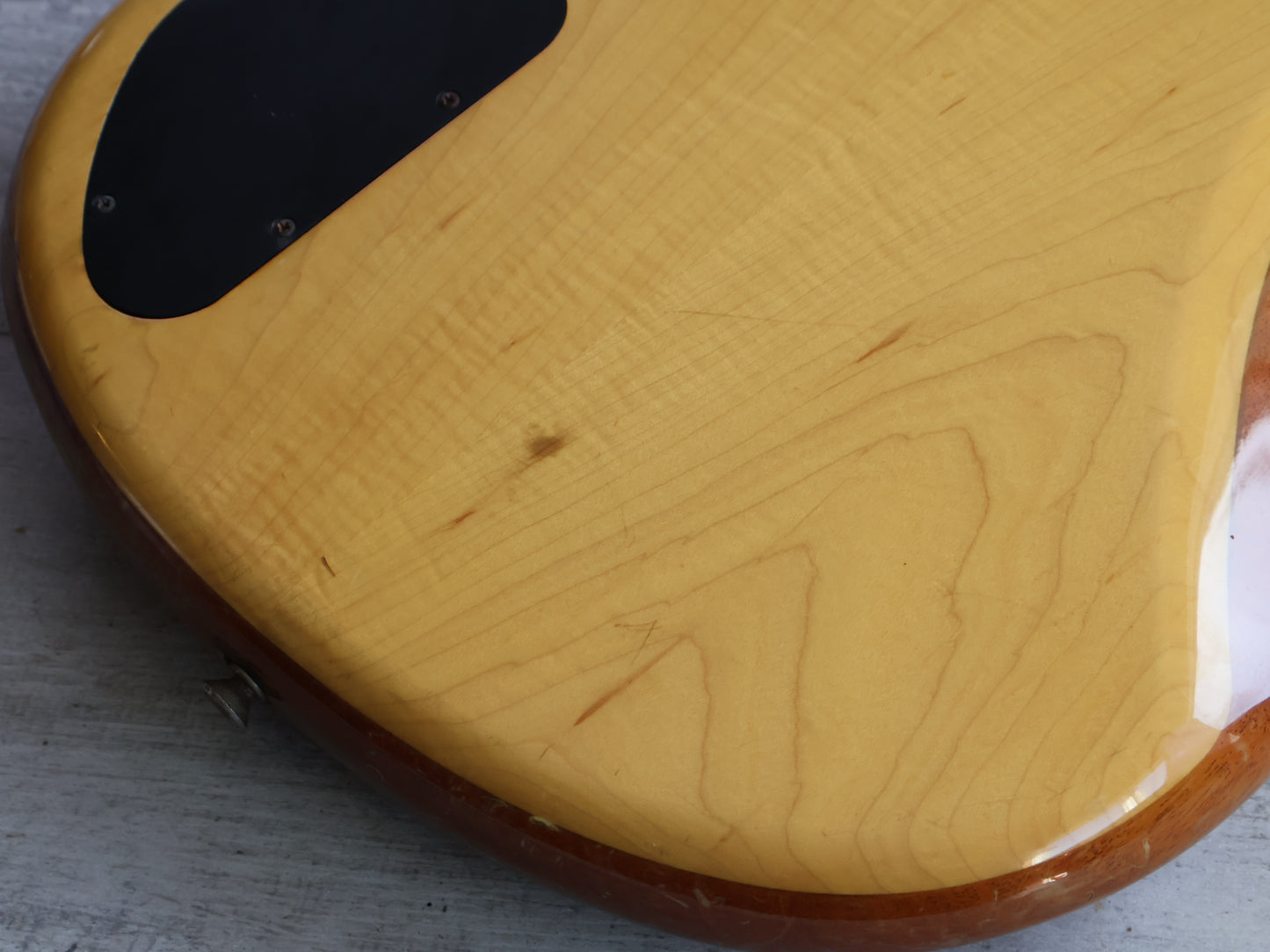 1990's Moon Japan MBC-4 Active Bass w/Bartolini's (Natural)