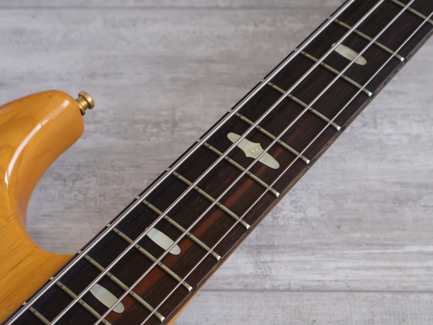 1982 Yamaha Japan BB2000 Neckthrough Broad Bass (Natural)