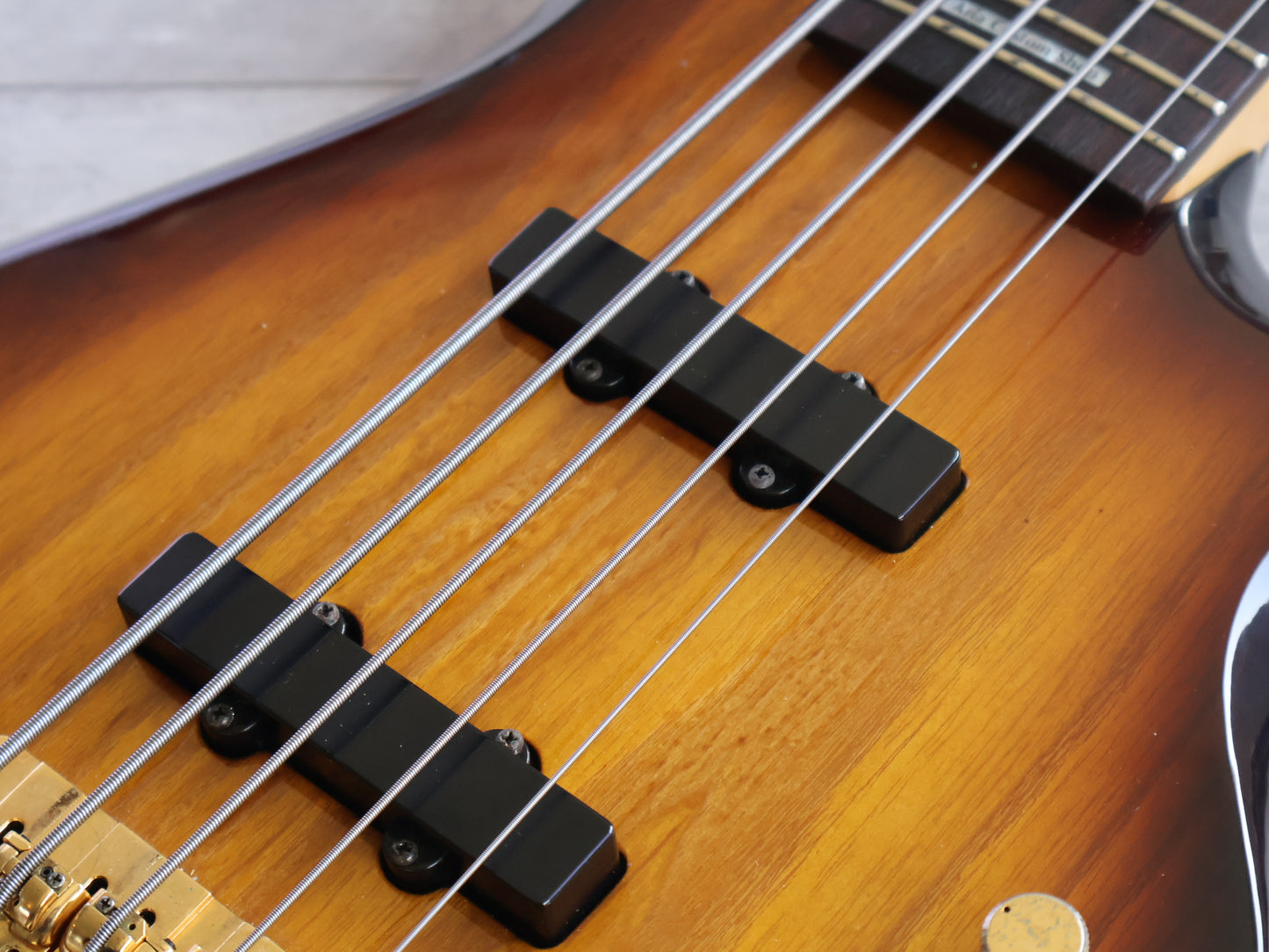 1994 Aria Pro II AVB-MIDI-05 Custom Shop Midi Enabled 5-String Bass (Sunburst)