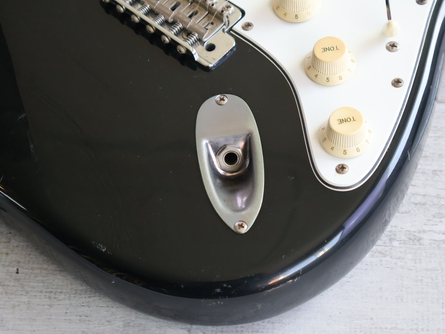 1985 Squier (by Fender Japan) SST-36 Vintage Stratocaster (Black)