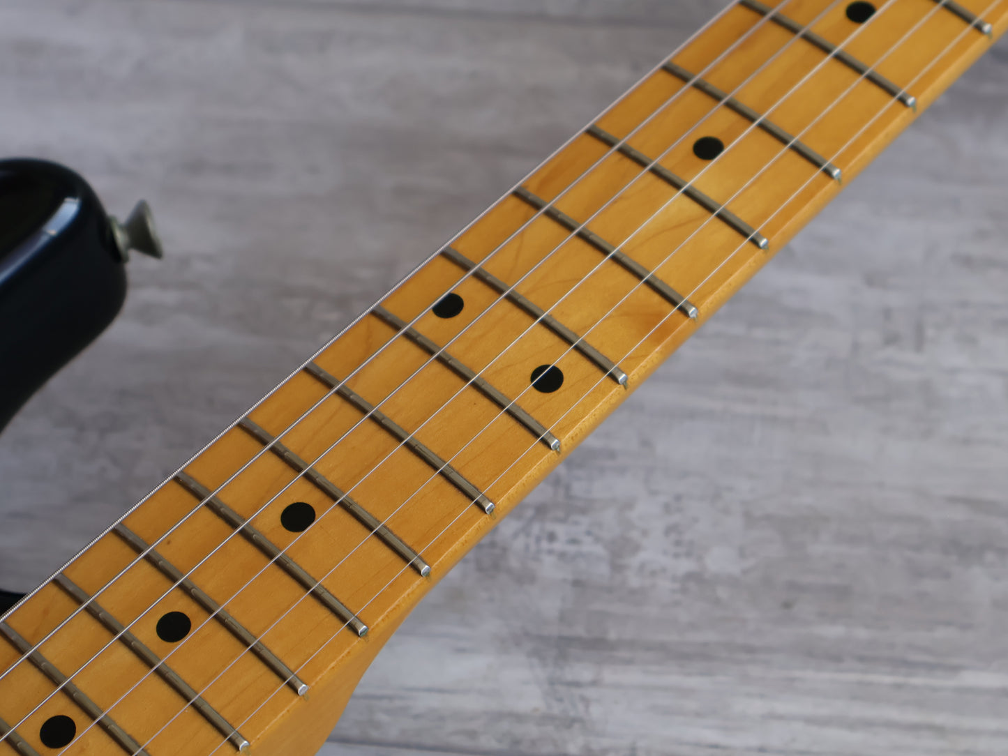 1985 Squier (by Fender Japan) SST-36 Vintage Stratocaster (Black)