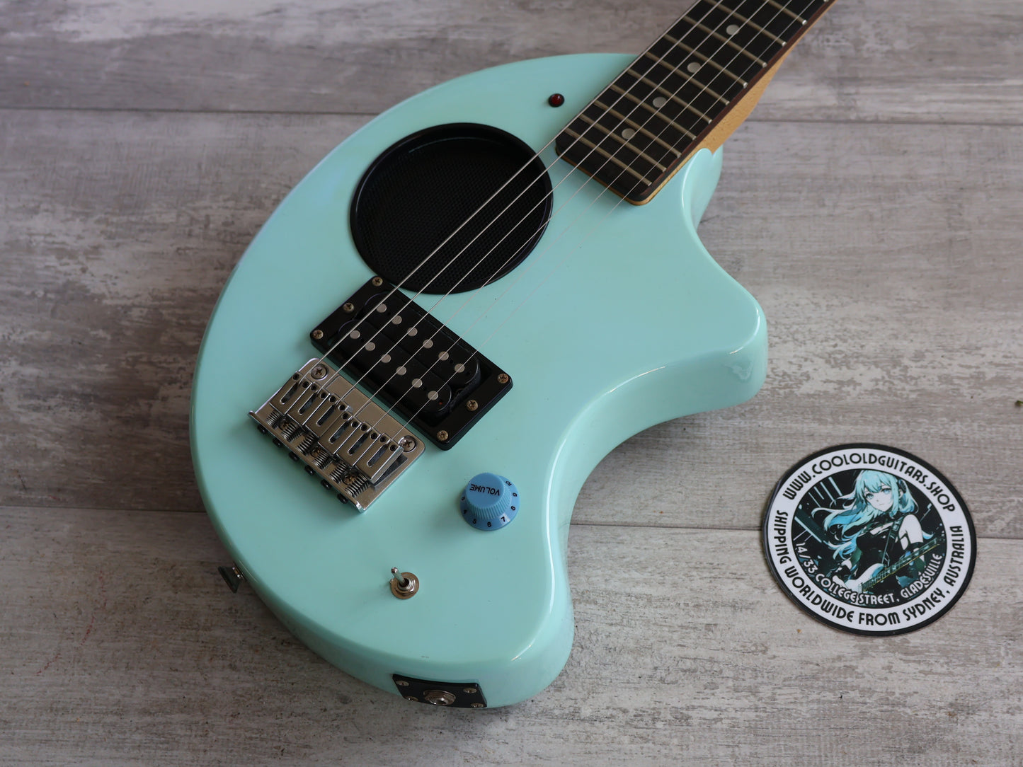 Fernandes ZO-3 Nomad Travel Guitar w/Onboard Speaker/Amplifier