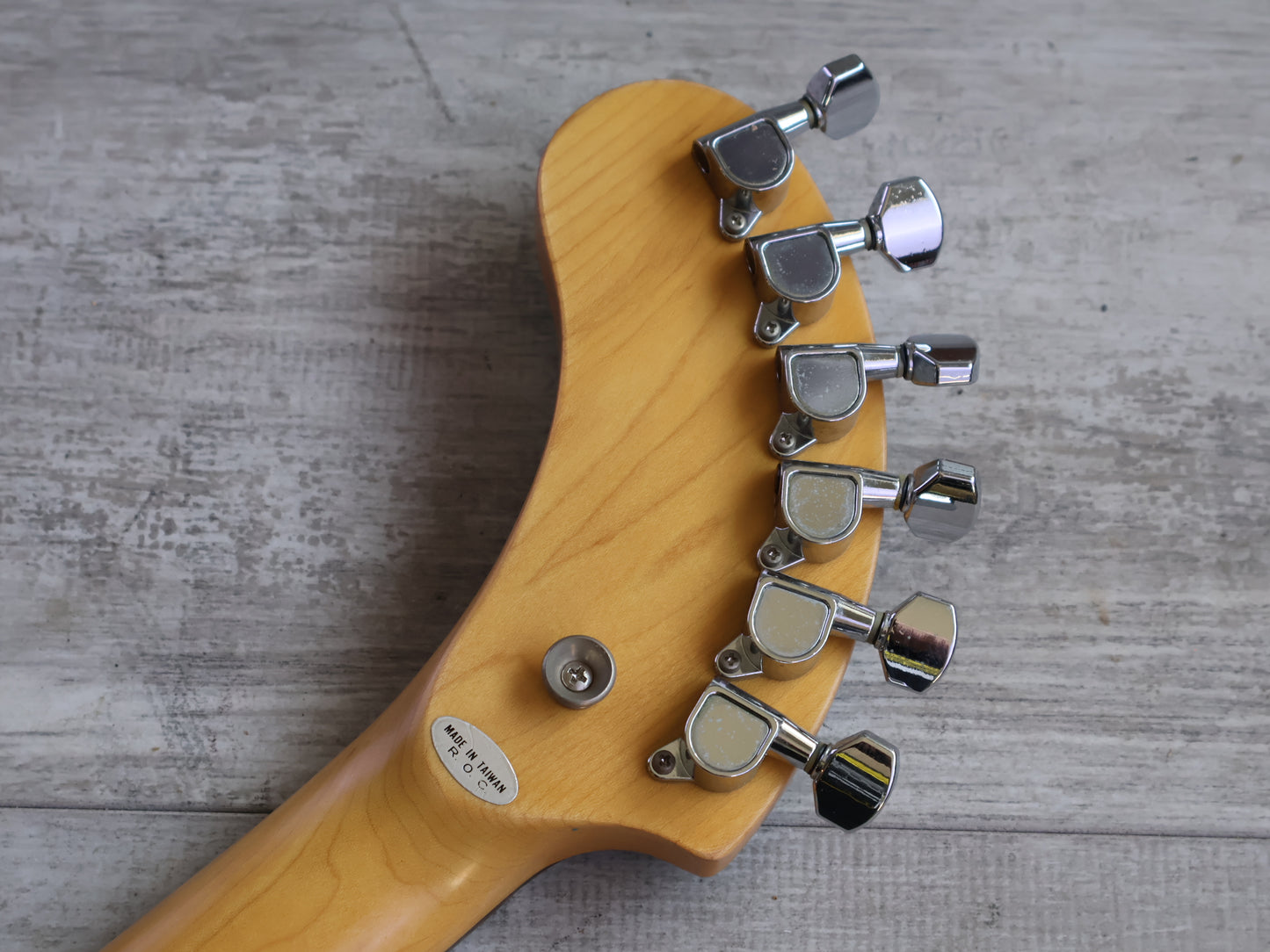 Fernandes ZO-3 Nomad Travel Guitar w/Onboard Speaker/Amplifier