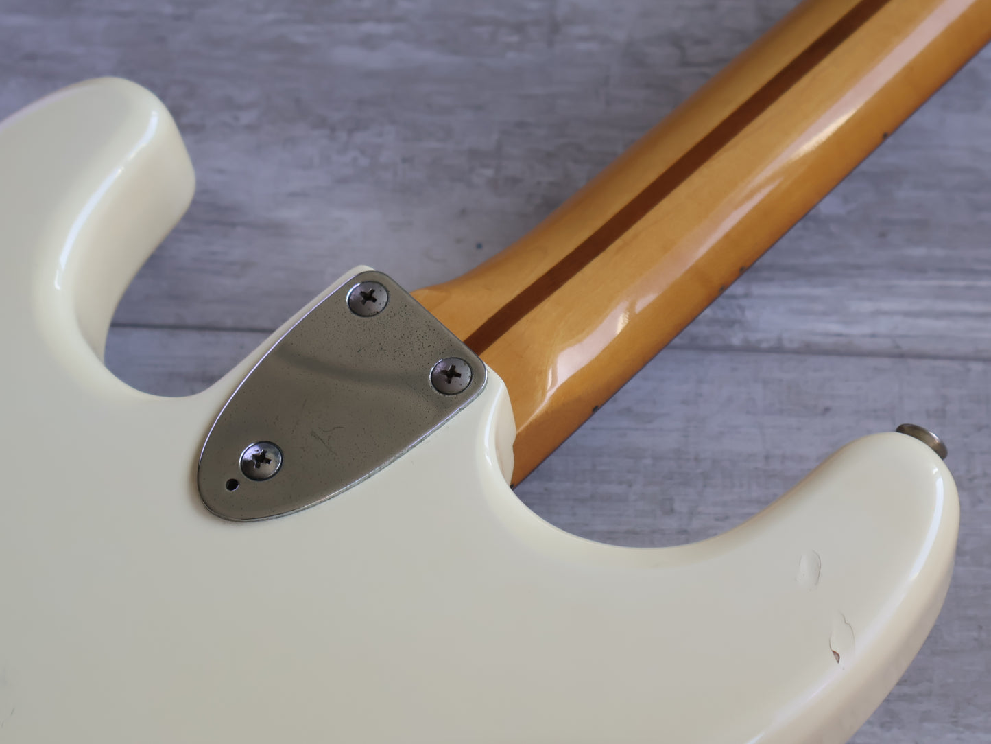 1985 Fernandes Japan ST-65JL Jake E Lee Signature Stratocaster (White)