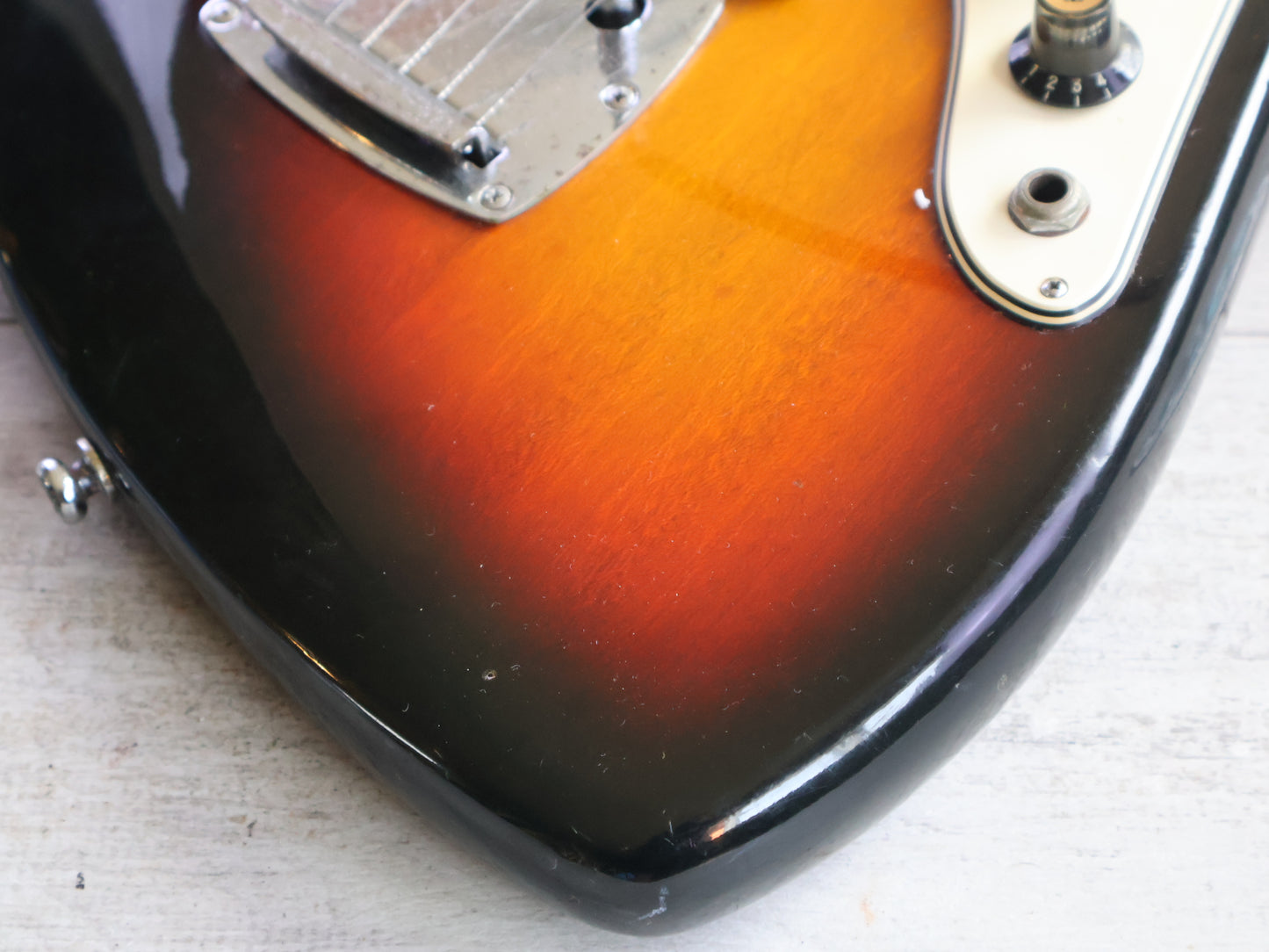 1960's Aria Diamond Japan (Matsumoku) 1532T Jaguar-Style Offset (Sunburst)