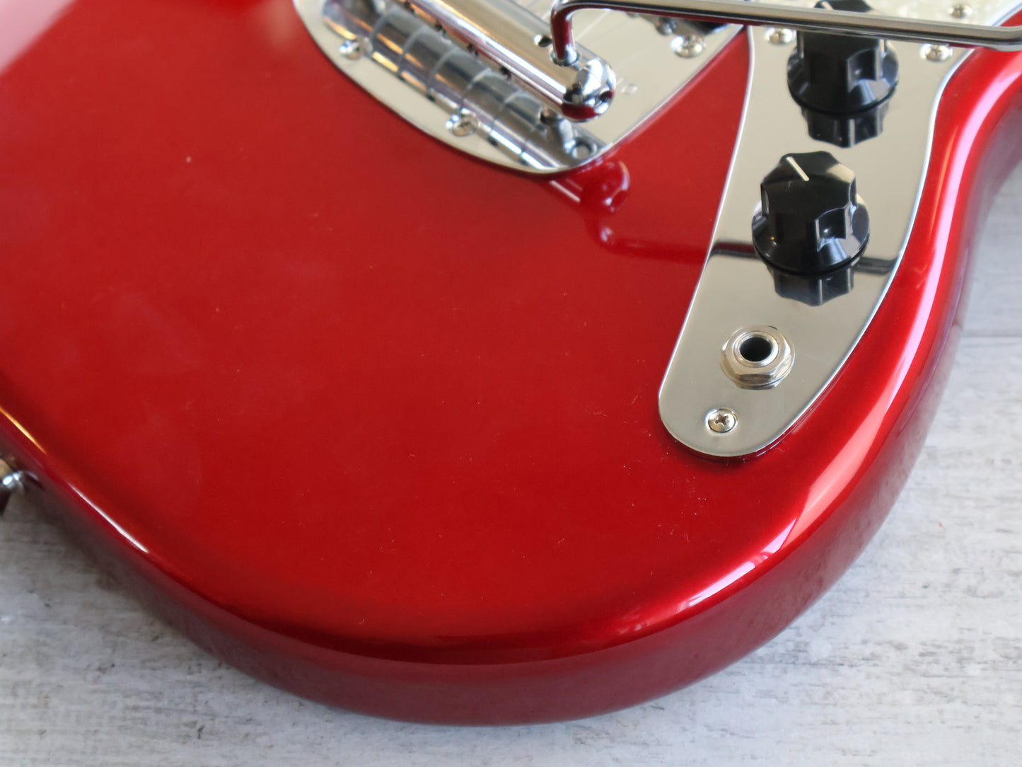 2025 Fender Japan Traditional 70's Mustang (Candy Apple Red)
