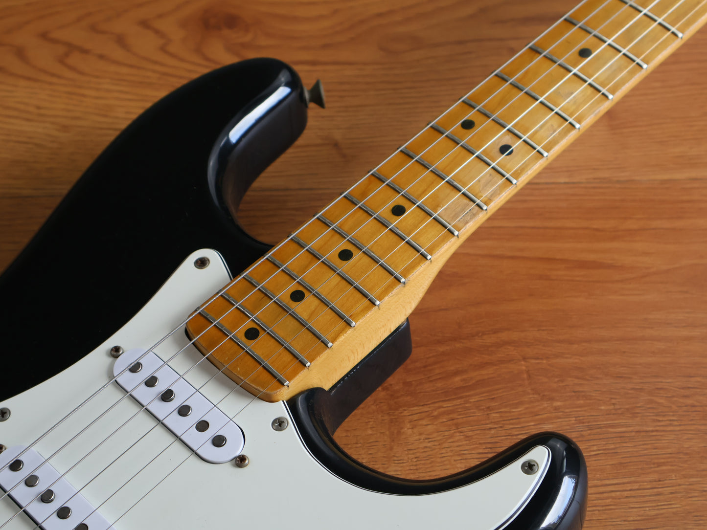 1976 Greco Japan SE-500B Super Sounds Stratocaster (Black)