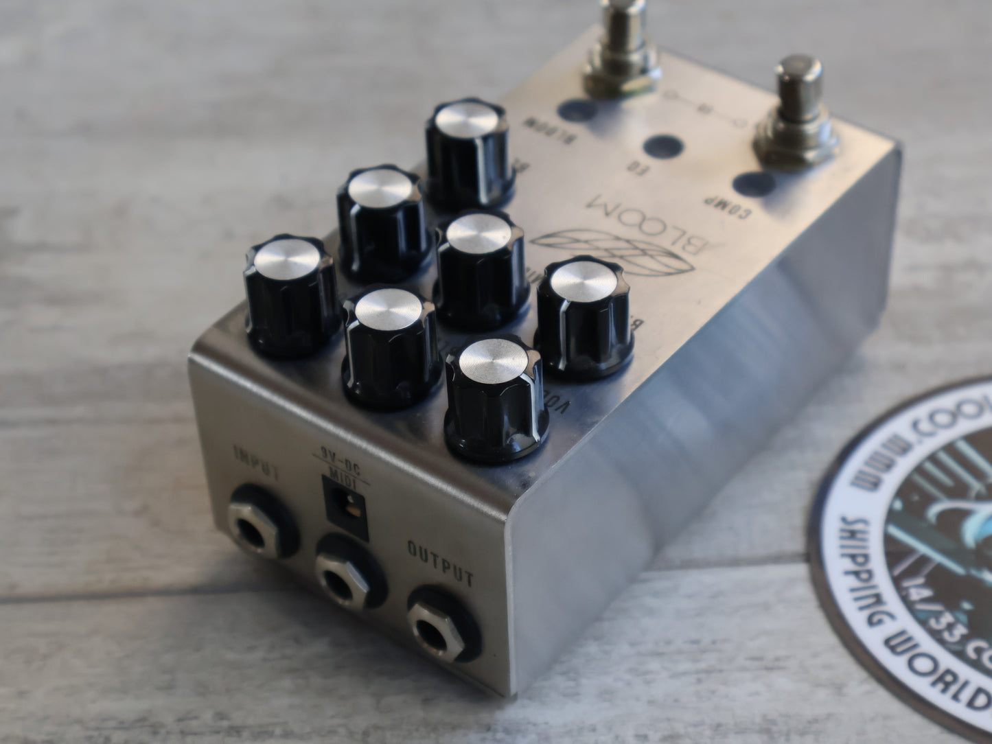 Jackson Audio BLOOM V2 SILVER Comp / EQ / Boost Pedal