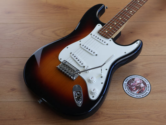 2019 Fender Player Stratocaster (Sunburst)