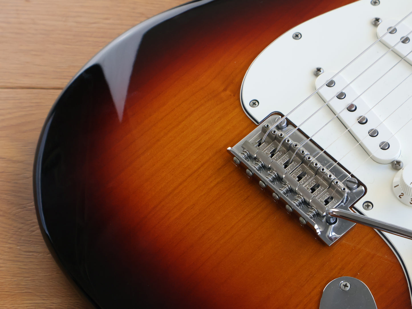 2019 Fender Player Stratocaster (Sunburst)