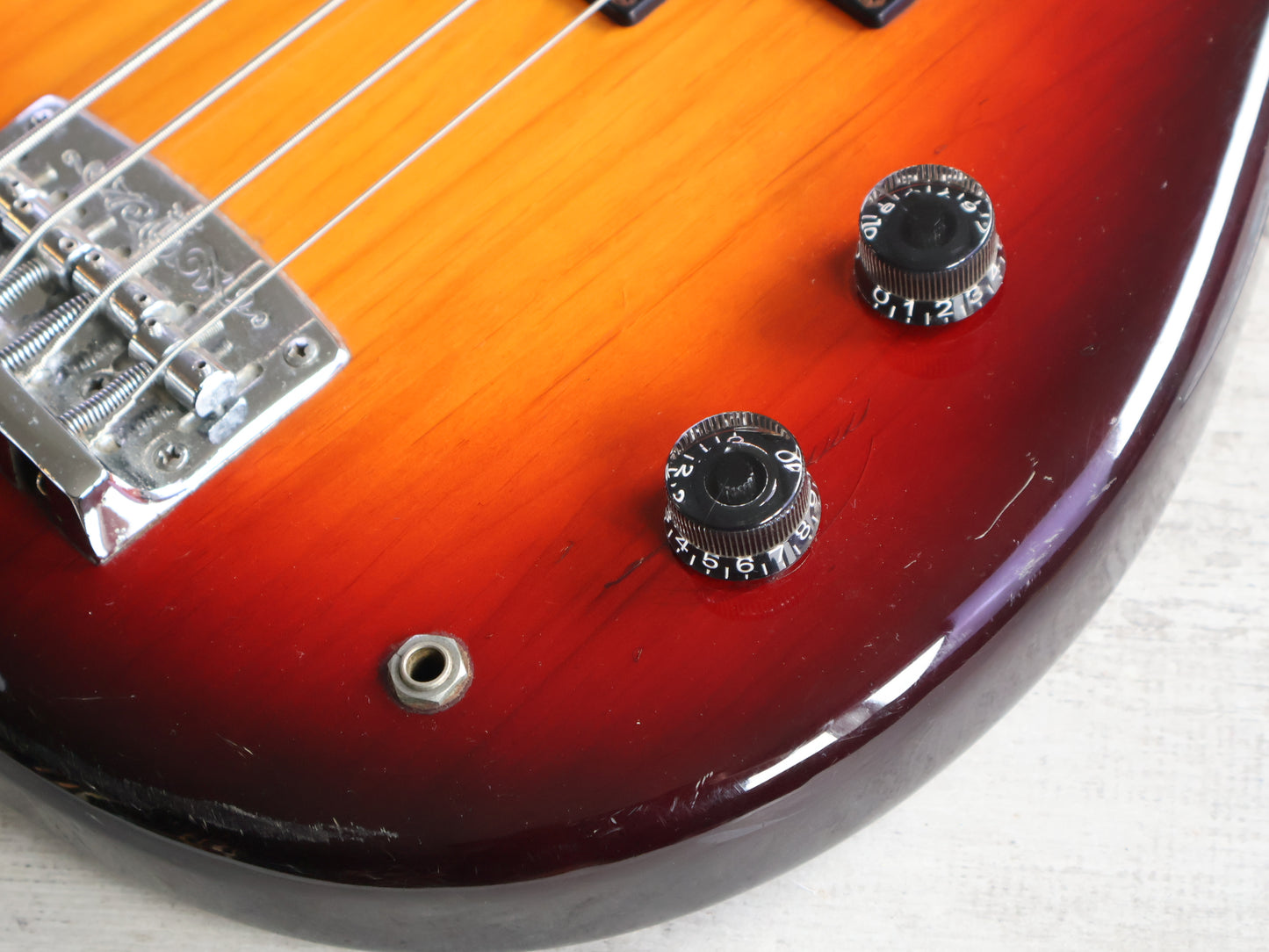 1978 Yamaha Japan BB800 Broadbass (Sunburst)