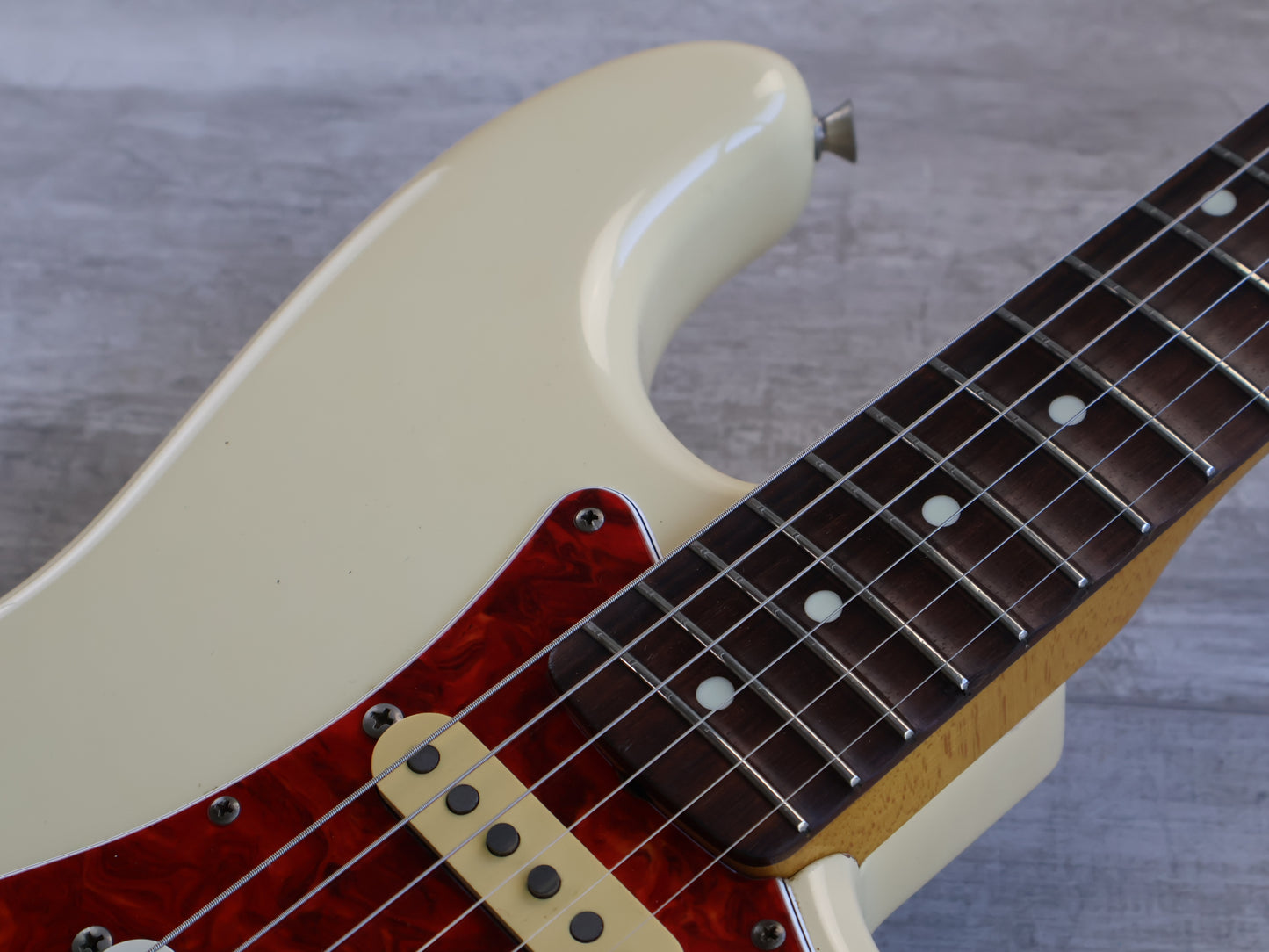 1991 Fender Japan ST62-770LS '62 Reissue Scalloped Stratocaster (Vintage White)