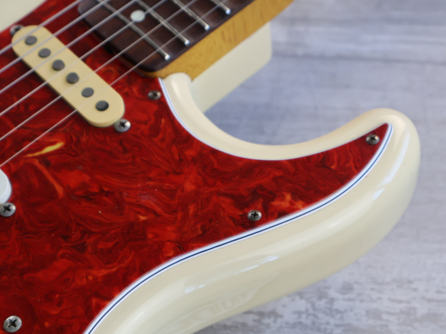 1991 Fender Japan ST62-770LS '62 Reissue Scalloped Stratocaster (Vintage White)