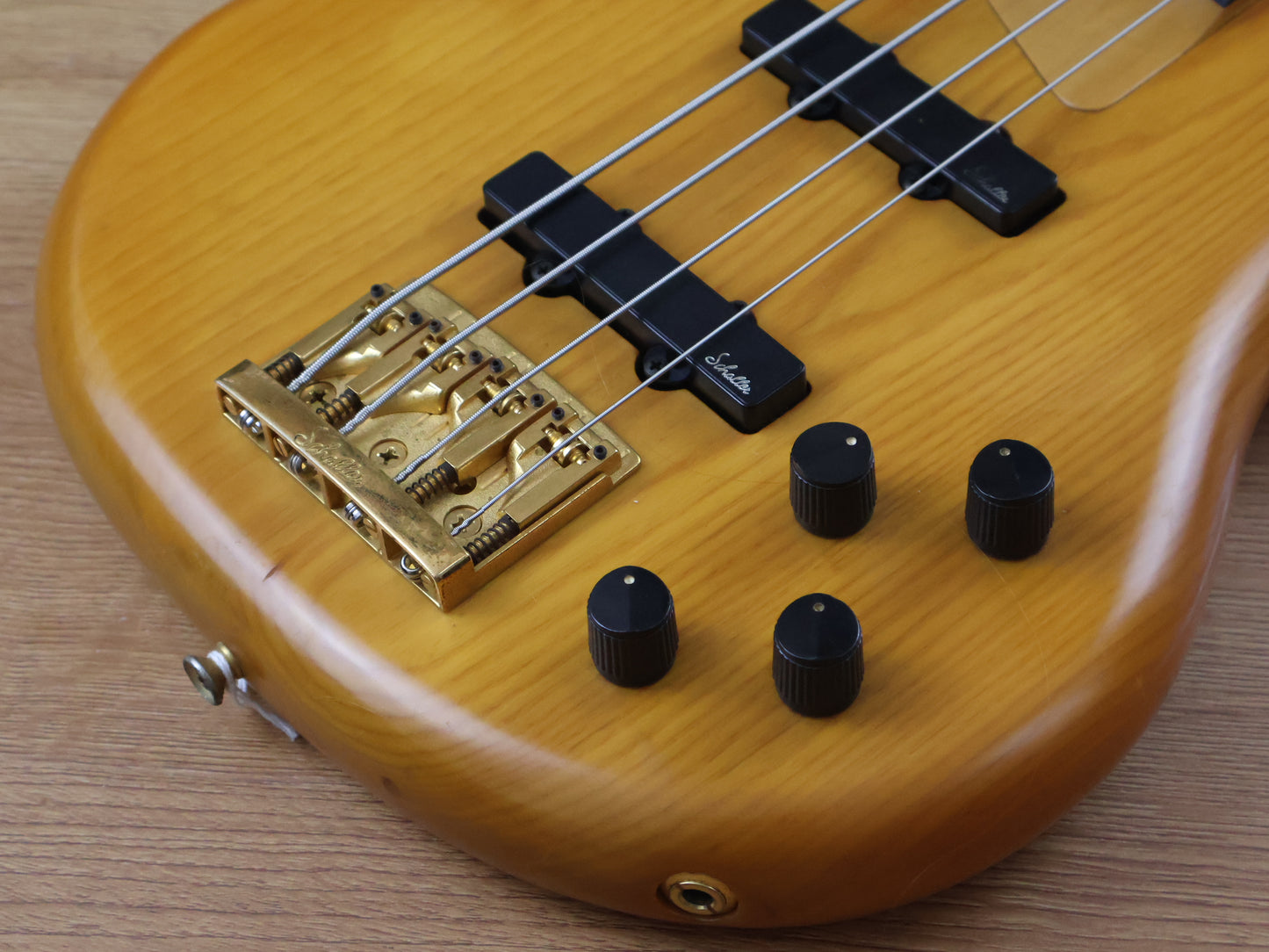 1989 Rockoon Japan (by Kawai) RB-80JJ FL Fretless Bass (Natural)
