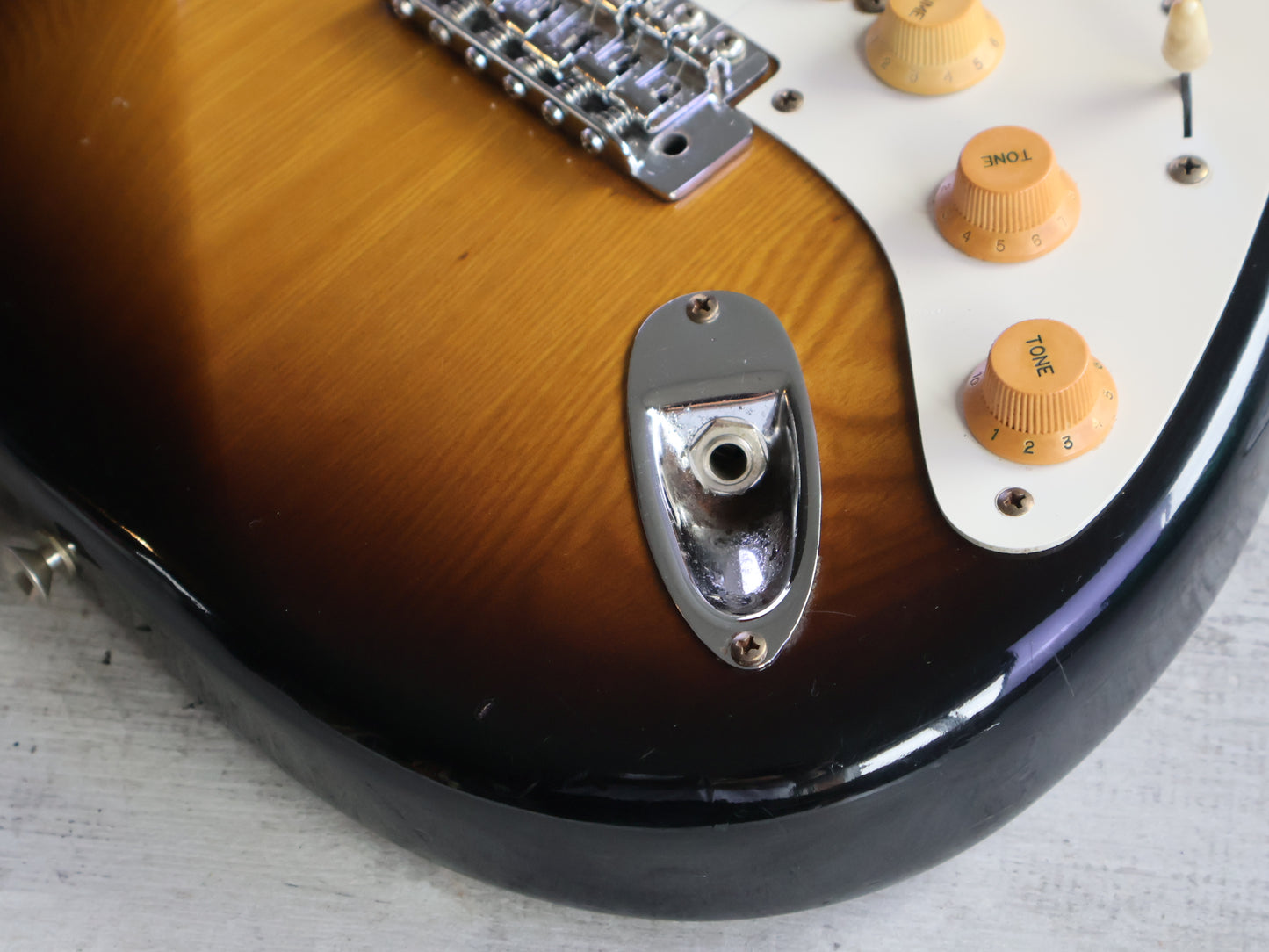 1982 Tokai ST-60 Goldstar Sound '54 Reissue Stratocaster (Brown Sunburst)