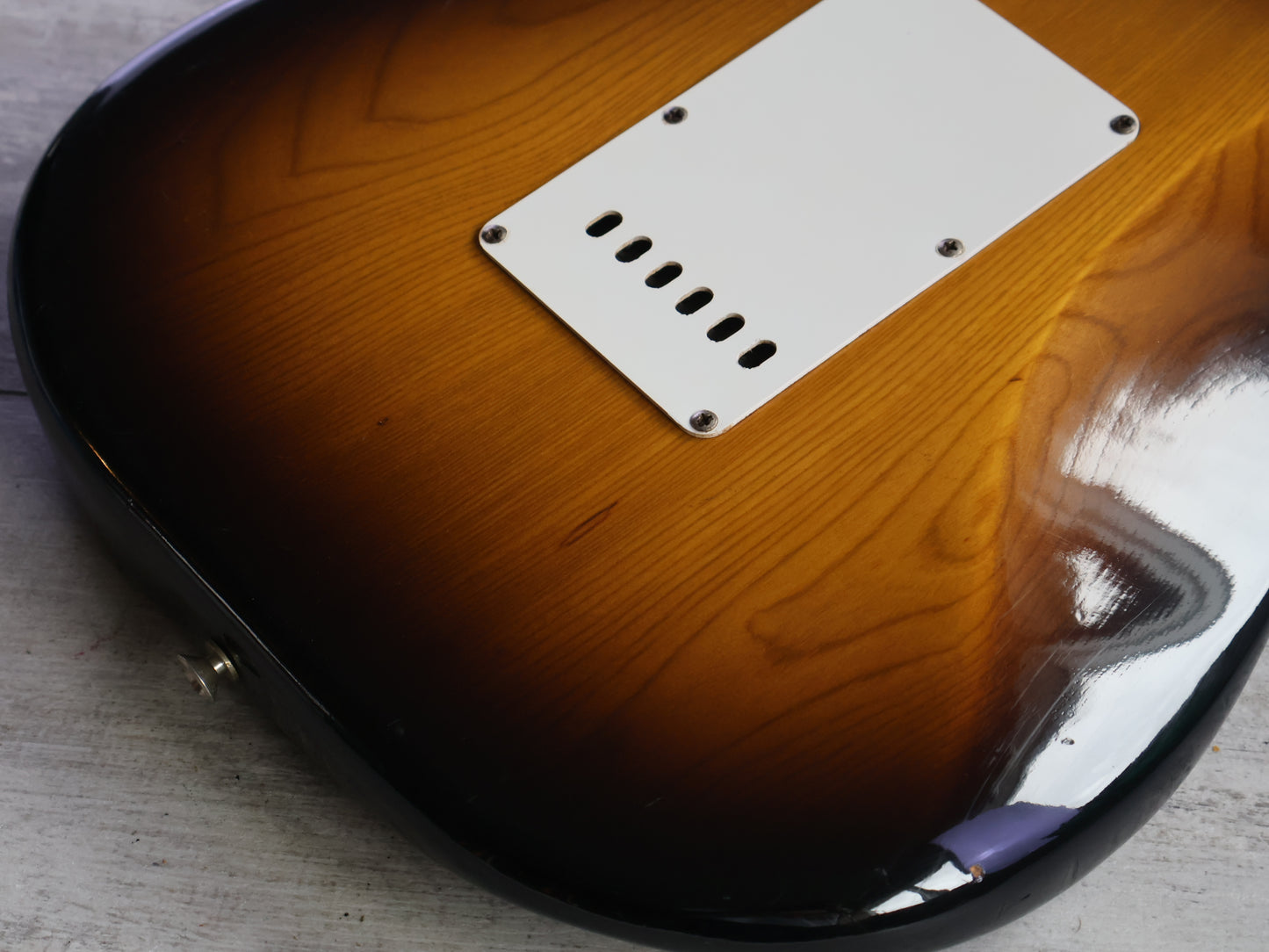 1982 Tokai ST-60 Goldstar Sound '54 Reissue Stratocaster (Brown Sunburst)