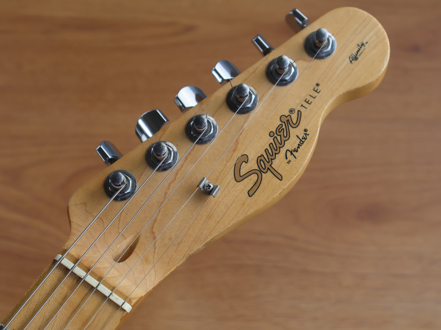 2011 Squier Affinity Telecaster (Candy Apple Red)