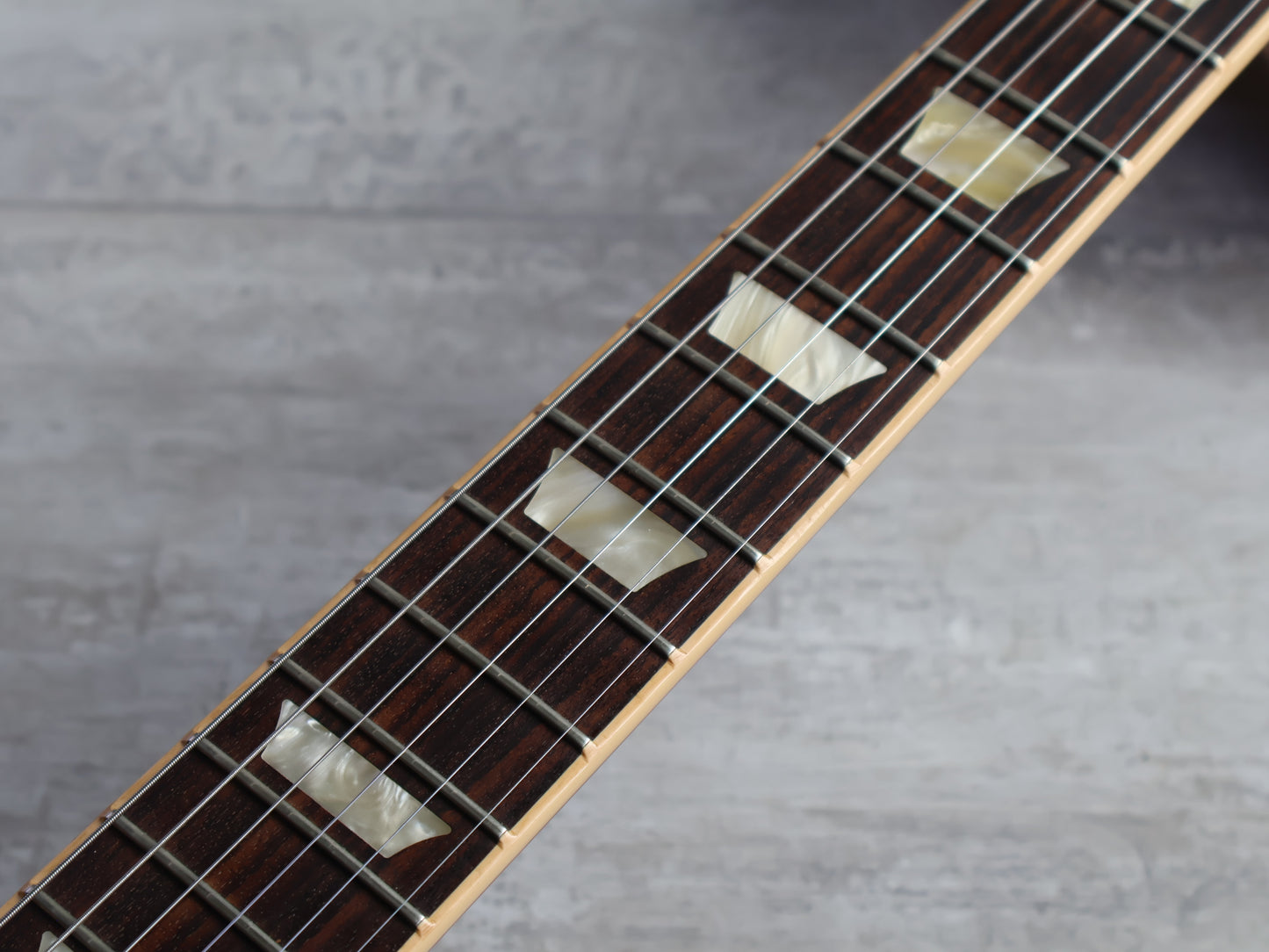 2010 Gibson USA LP Traditional Pro V (Wine Red)