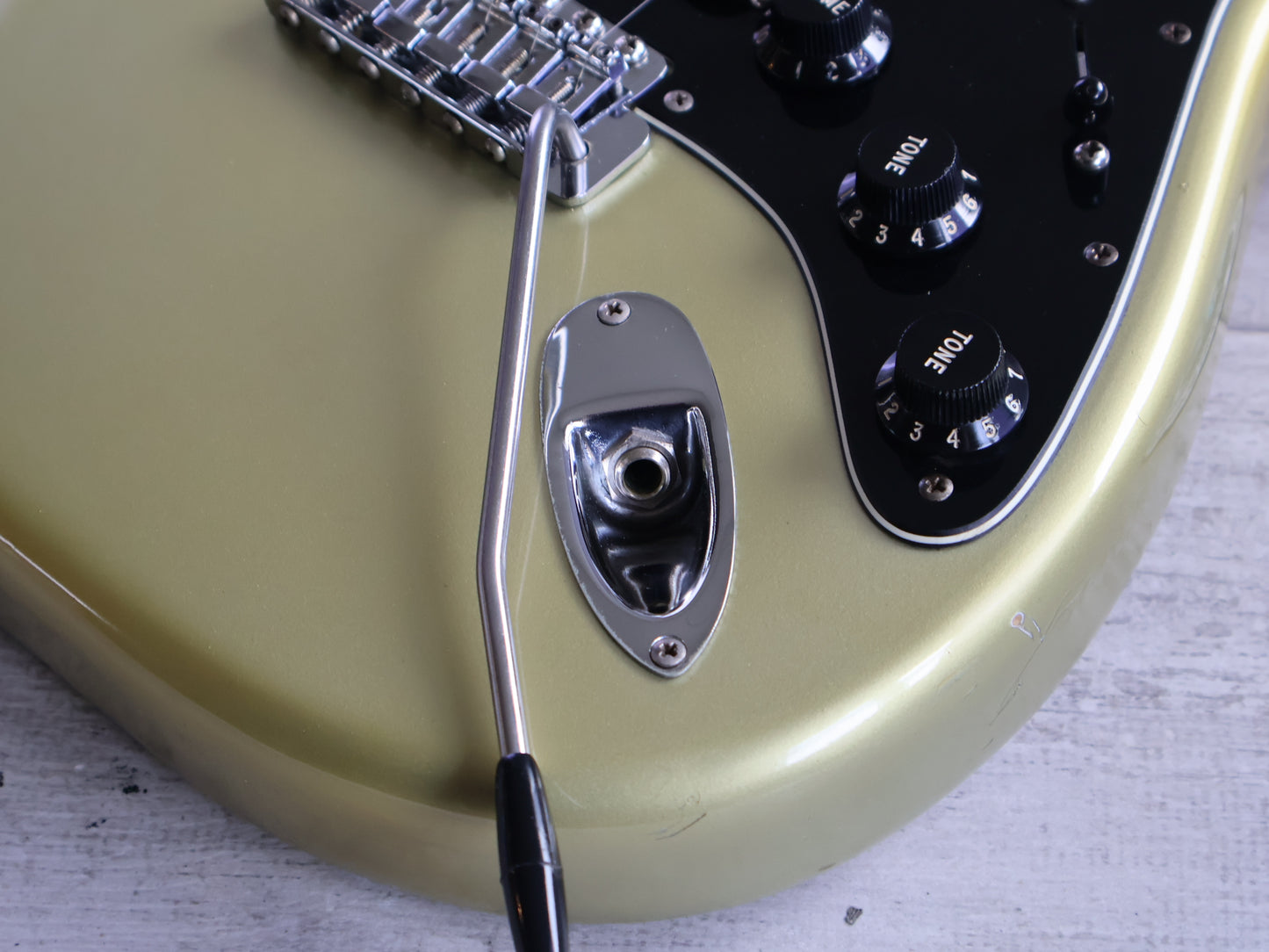 1979 Fender USA 25th Anniversary Model Stratocaster (Anniversary Silver)