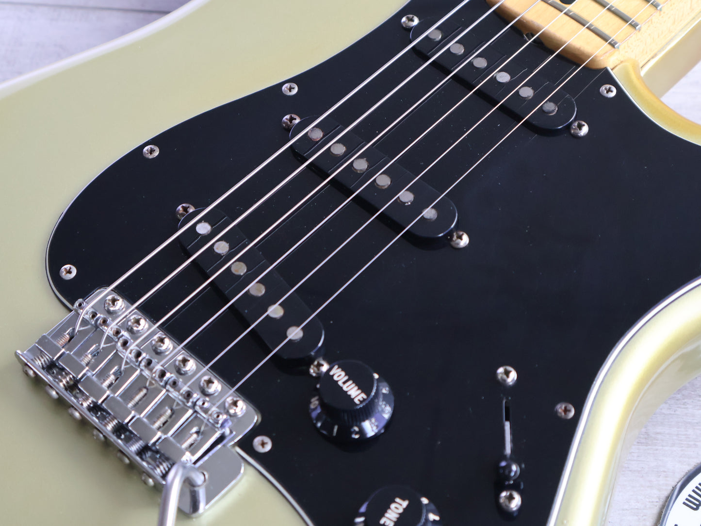 1979 Fender USA 25th Anniversary Model Stratocaster (Anniversary Silver)