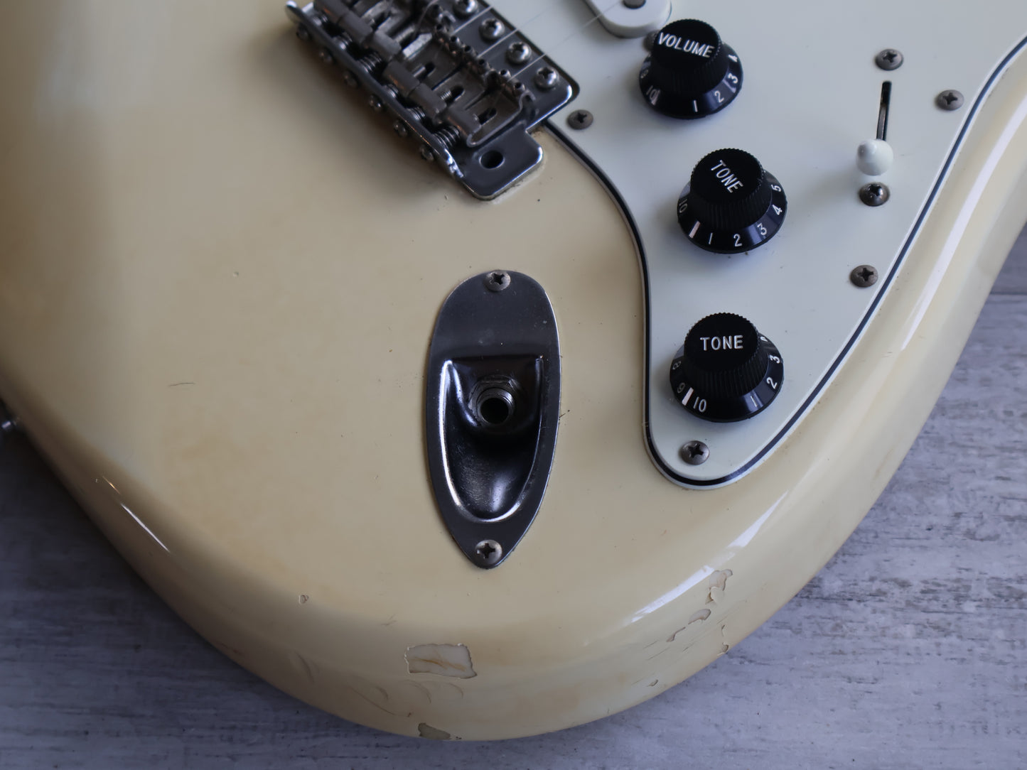 1993 Fender Japan Stratocaster Standard (Vintage White)