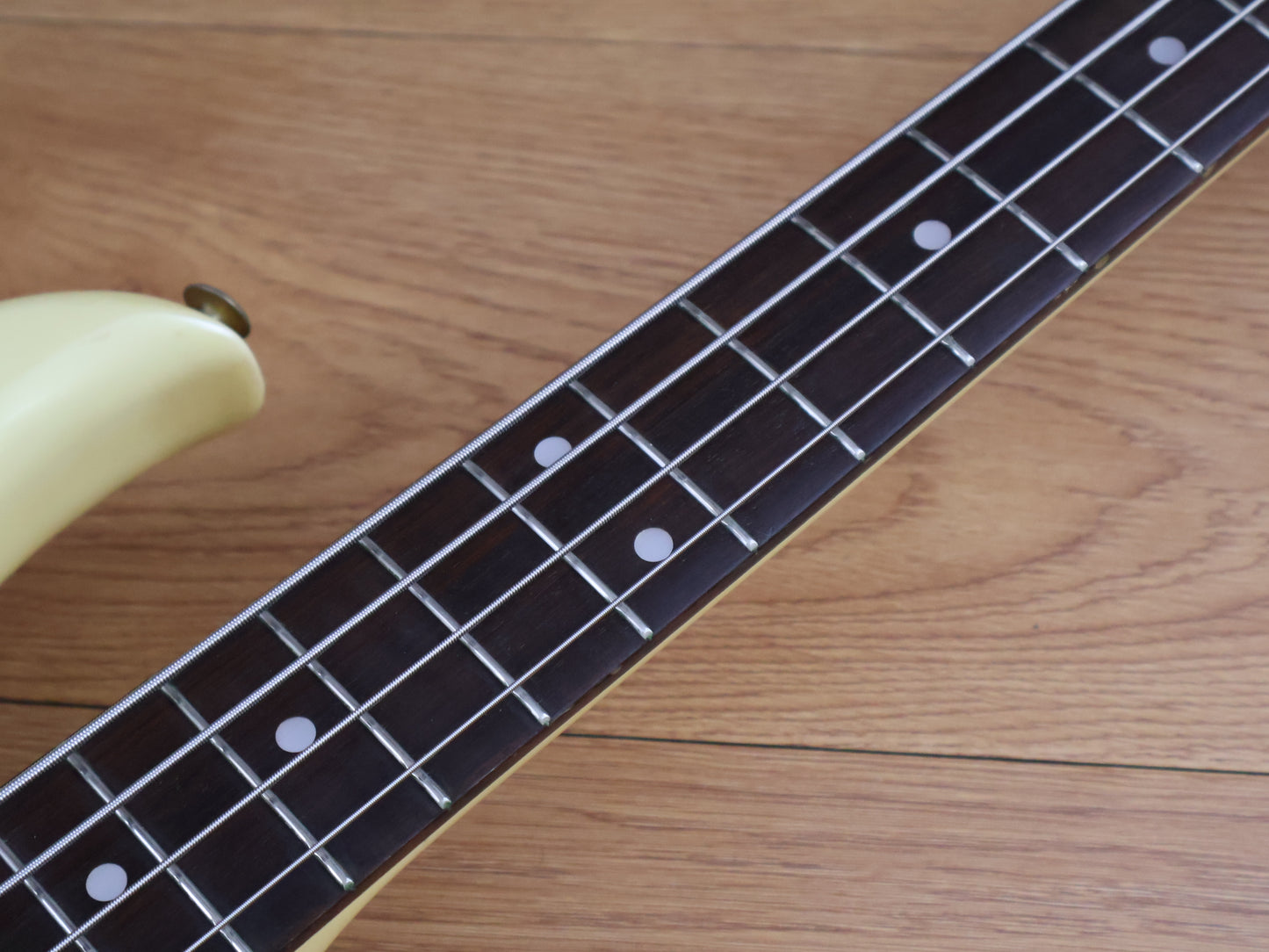 1984 Aria Pro II RSB Deluxe-II Bass (Pearl White)