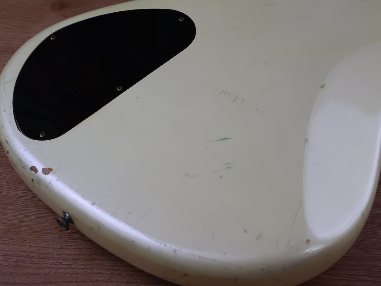 1984 Aria Pro II RSB Deluxe-II Bass (Pearl White)