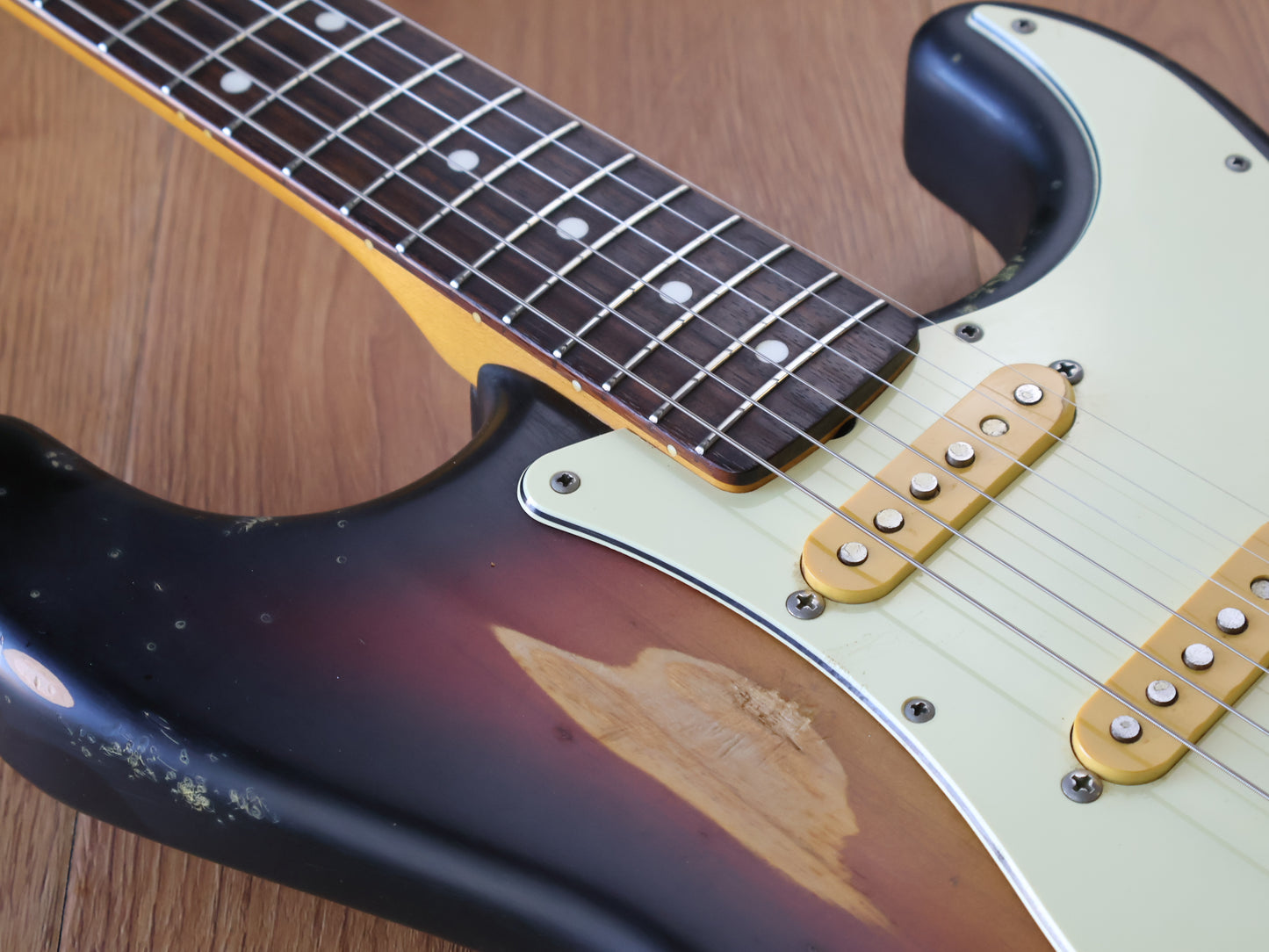 2004 Fender Japan ST62-58US '62 Reissue Stratocaster (Relic Sunburst)