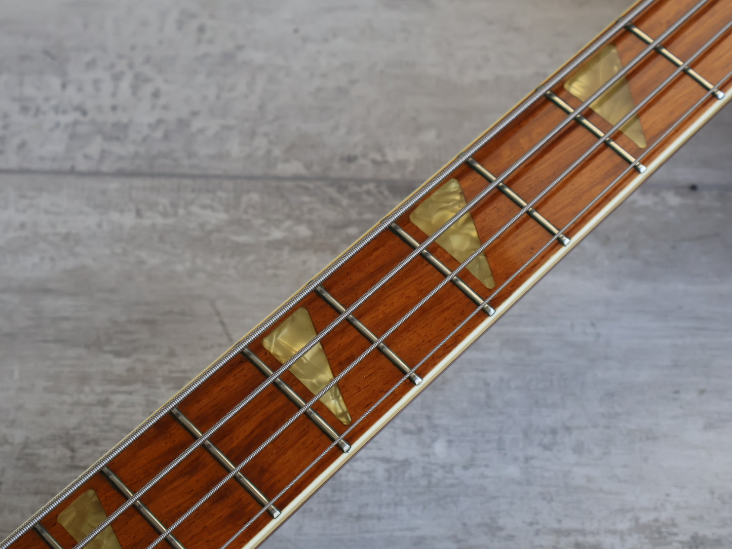 1975 Heerby Japan  EB-580 "4003" Bass (Black)