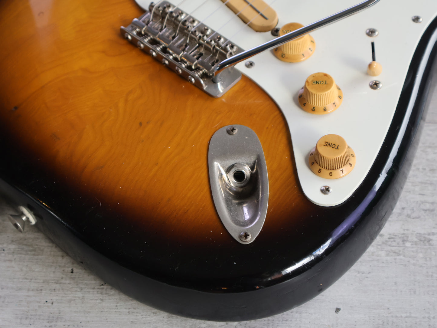 1980 Tokai ST-80 Springy Sound '54/63 Reissue Stratocaster (Brown Sunburst)