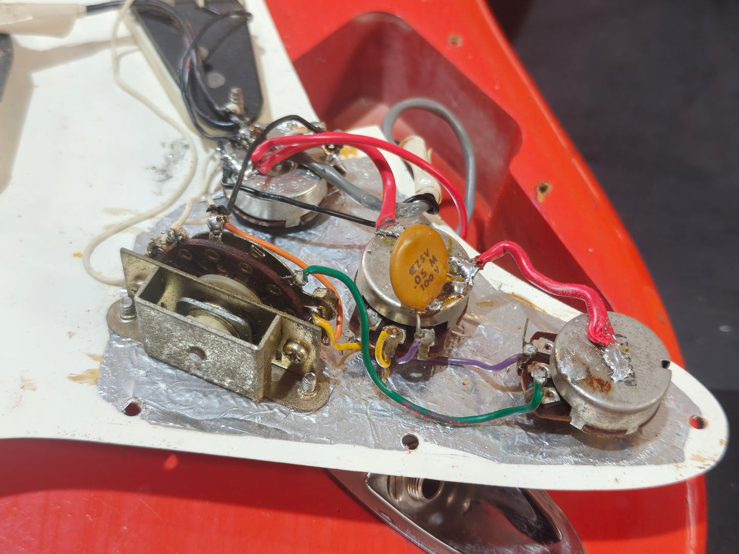 1982 Tokai ST-80 Springy Sound '54 Reissue Stratocaster (Fiesta Red)