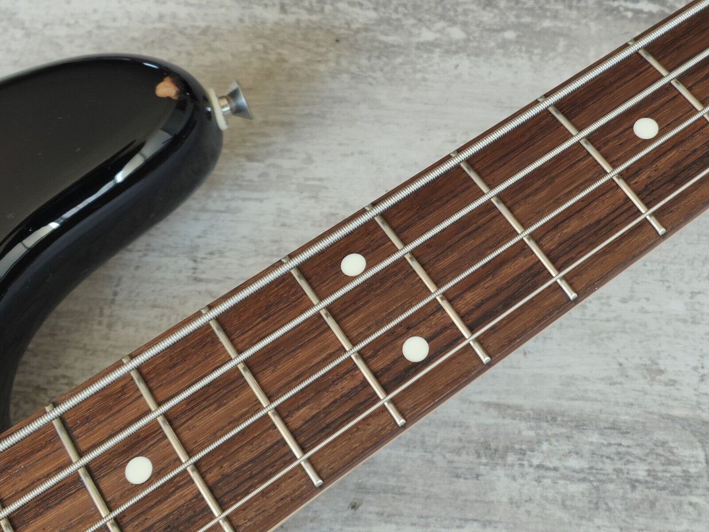 2006 Fender Japan Jazz Bass Standard (Sunburst)