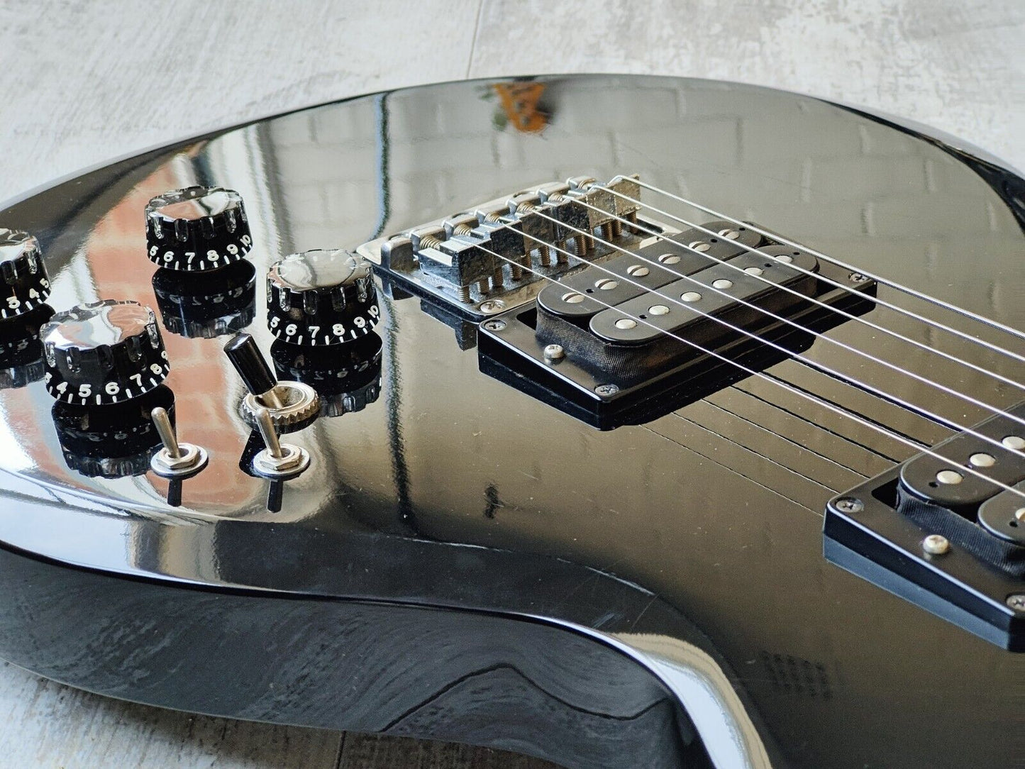 1983 Aria Pro II Japan CS-350 Cardinal Double Cutaway (Black)