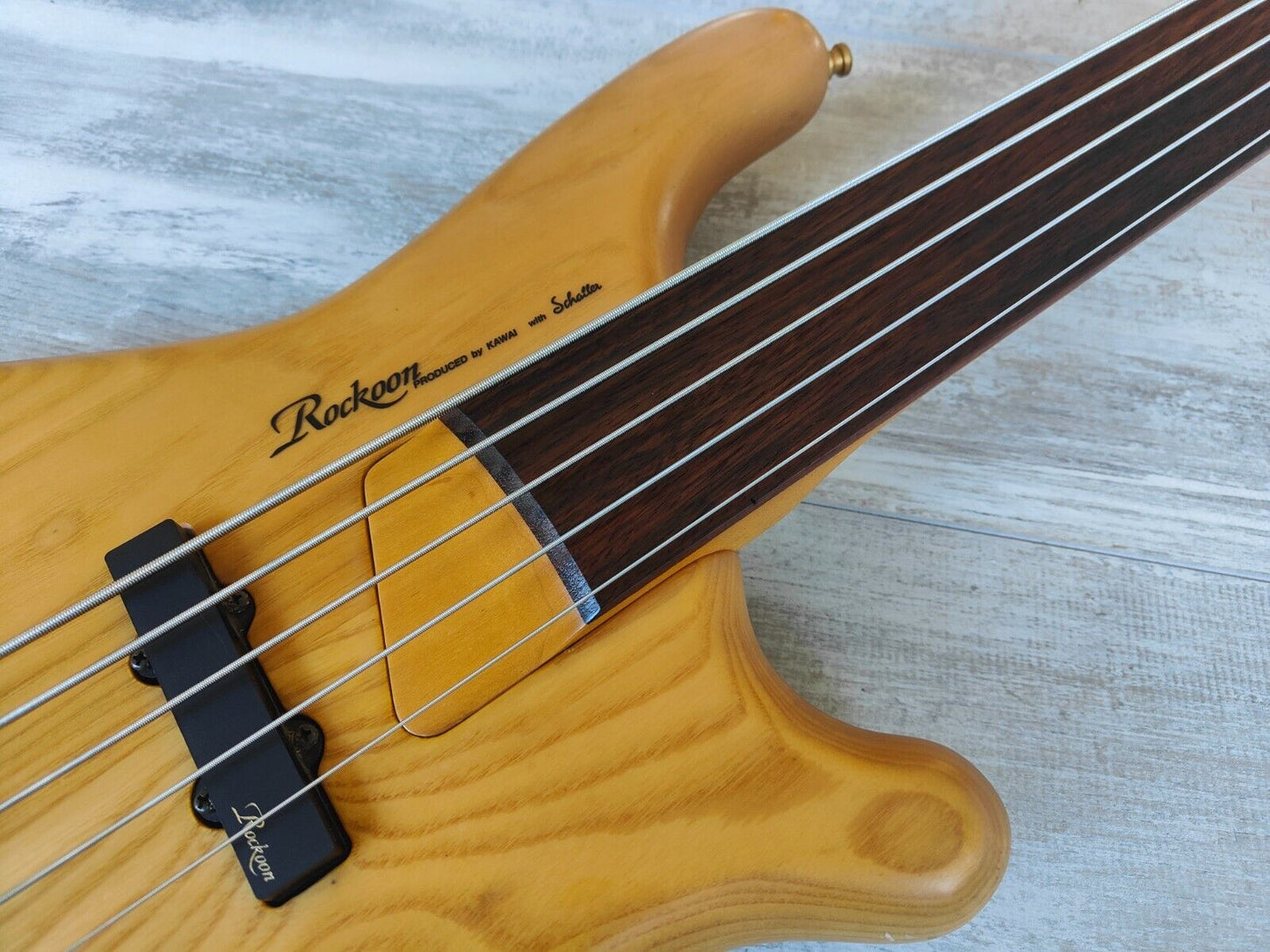1989 Rockoon Japan (by Kawai) RB-855S Fretless 5-String Bass (Natural)