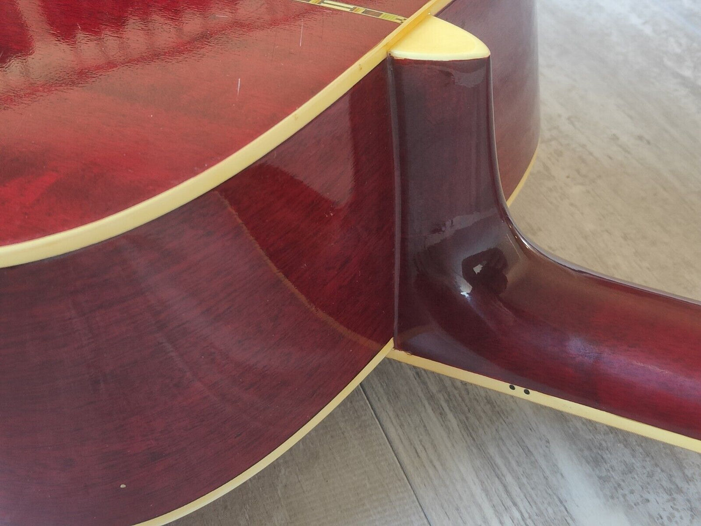 1970's Morris WH-20 Hummingbird Japanese Vintage Acoustic Guitar (Sunburst)
