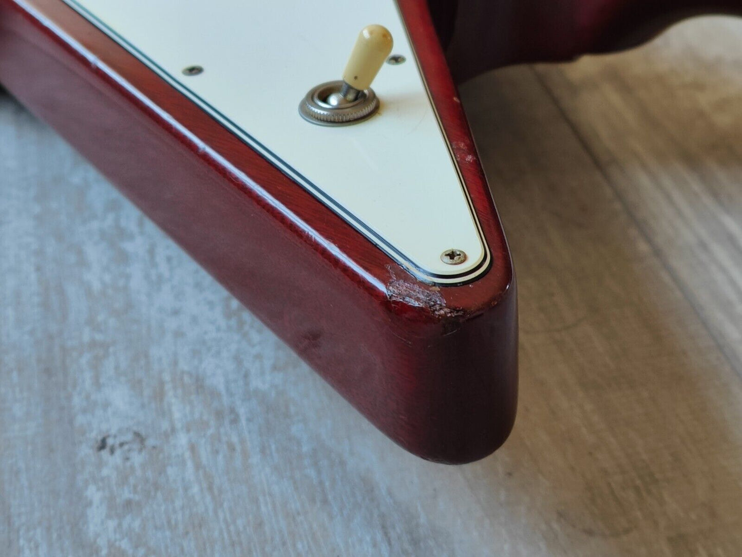 1998 Gibson USA '76 Reissue Explorer (Cherry Red)