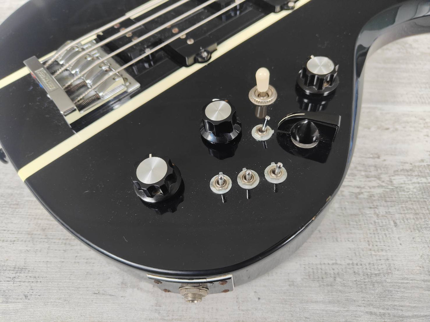 1996 Burny (Fernandes) EB-95X "X Japan" Signature Eagle Bass