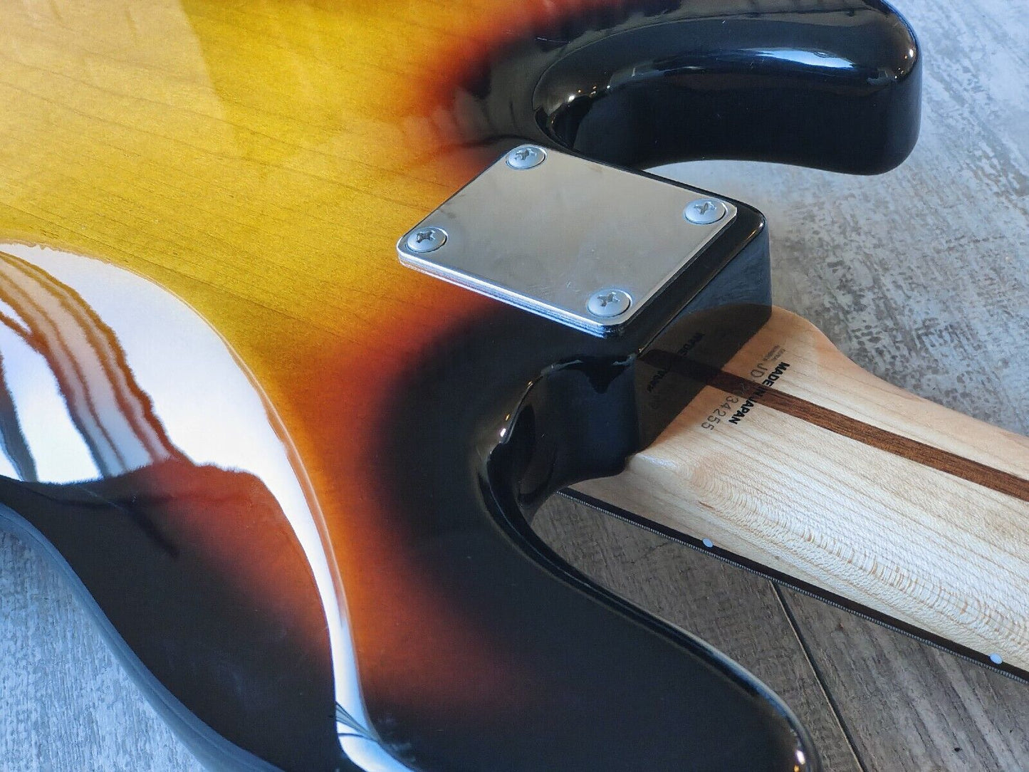2012 Fender Japan Jazz Bass Standard (Sunburst)