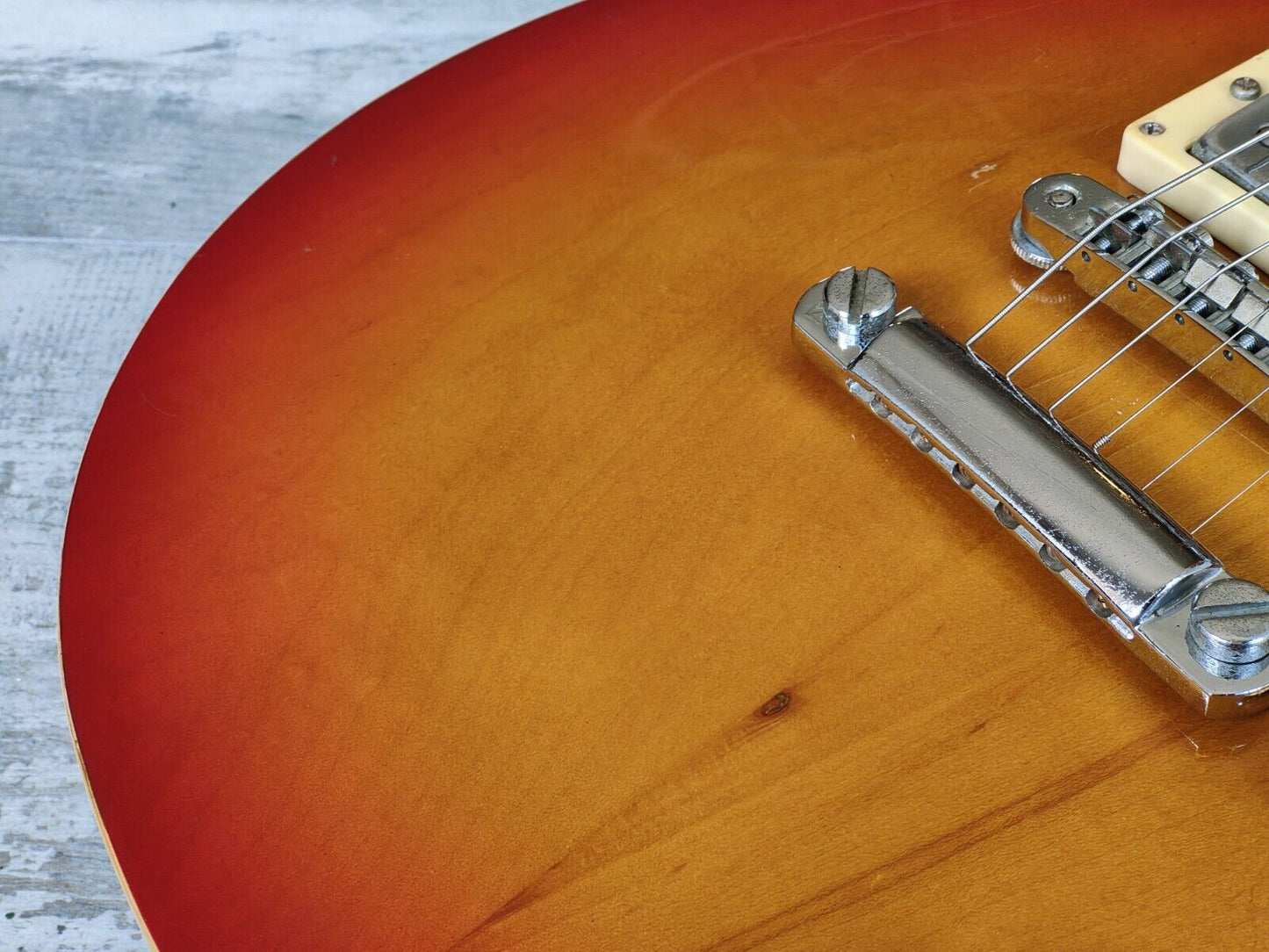 1977 JooDee (by Yamaki Japan) JLP-55 Les Paul Standard (Brown Sunburst)