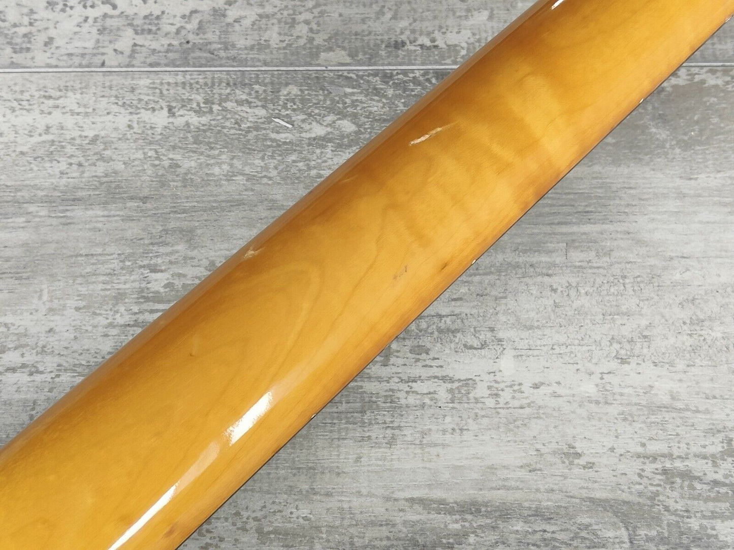 1983 Tokai TJB-70F Fretless Jazz Bass (Aged Olympic White)