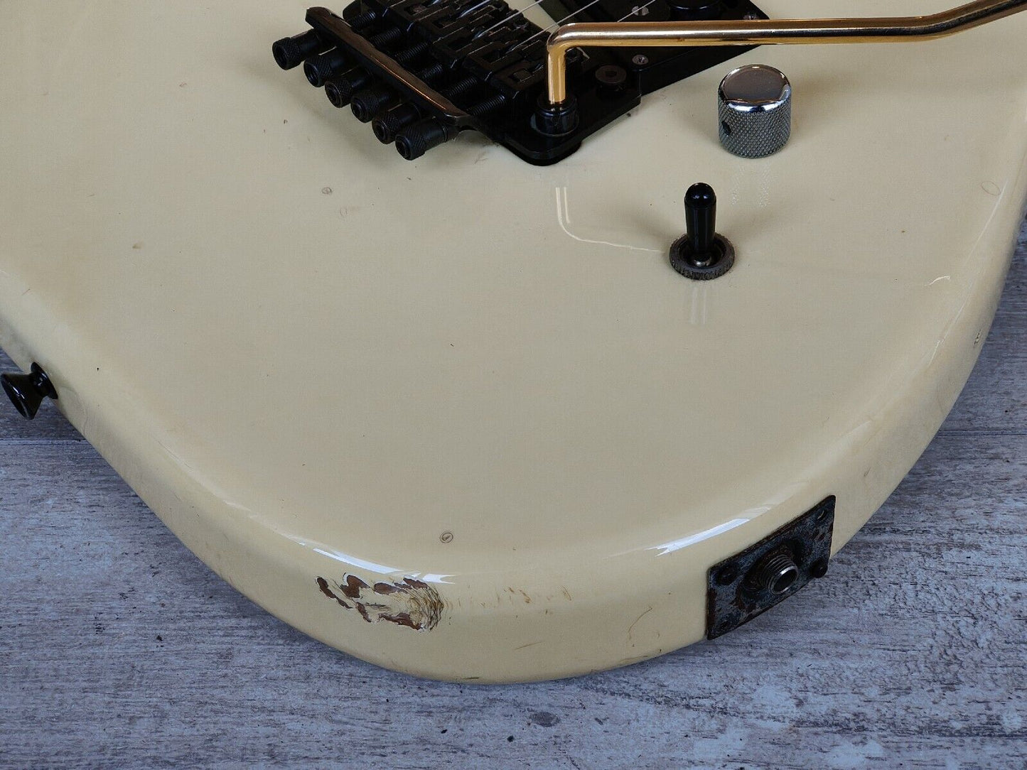 1994 Kramer Japan JK Series Superstrat (Aged White)