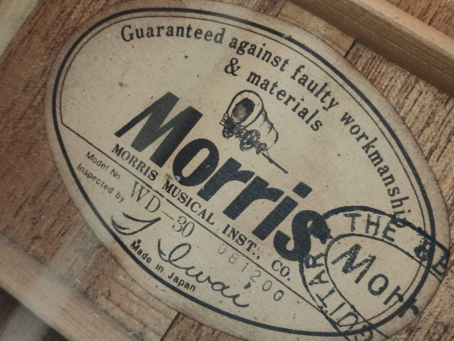 1970's Morris WD-30 Dove Japanese Vintage Acoustic Guitar (Cherry Sunburst)