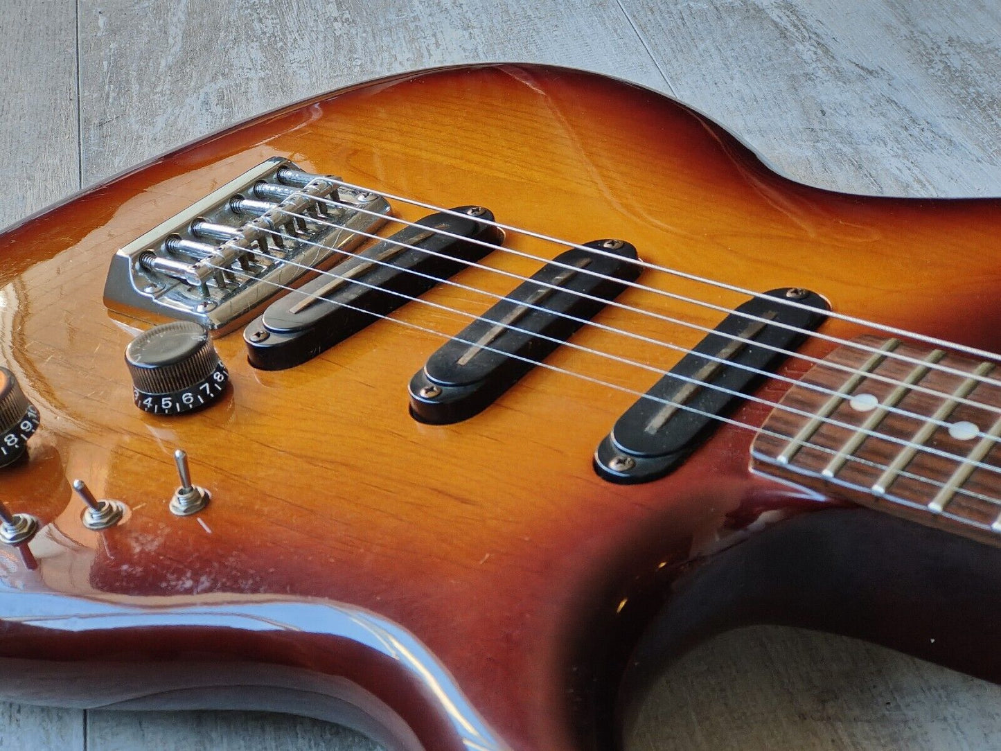 1982 Yamaha Japan SSC500 Super Combinator - Jerry Garcia (Brown Sunburst)