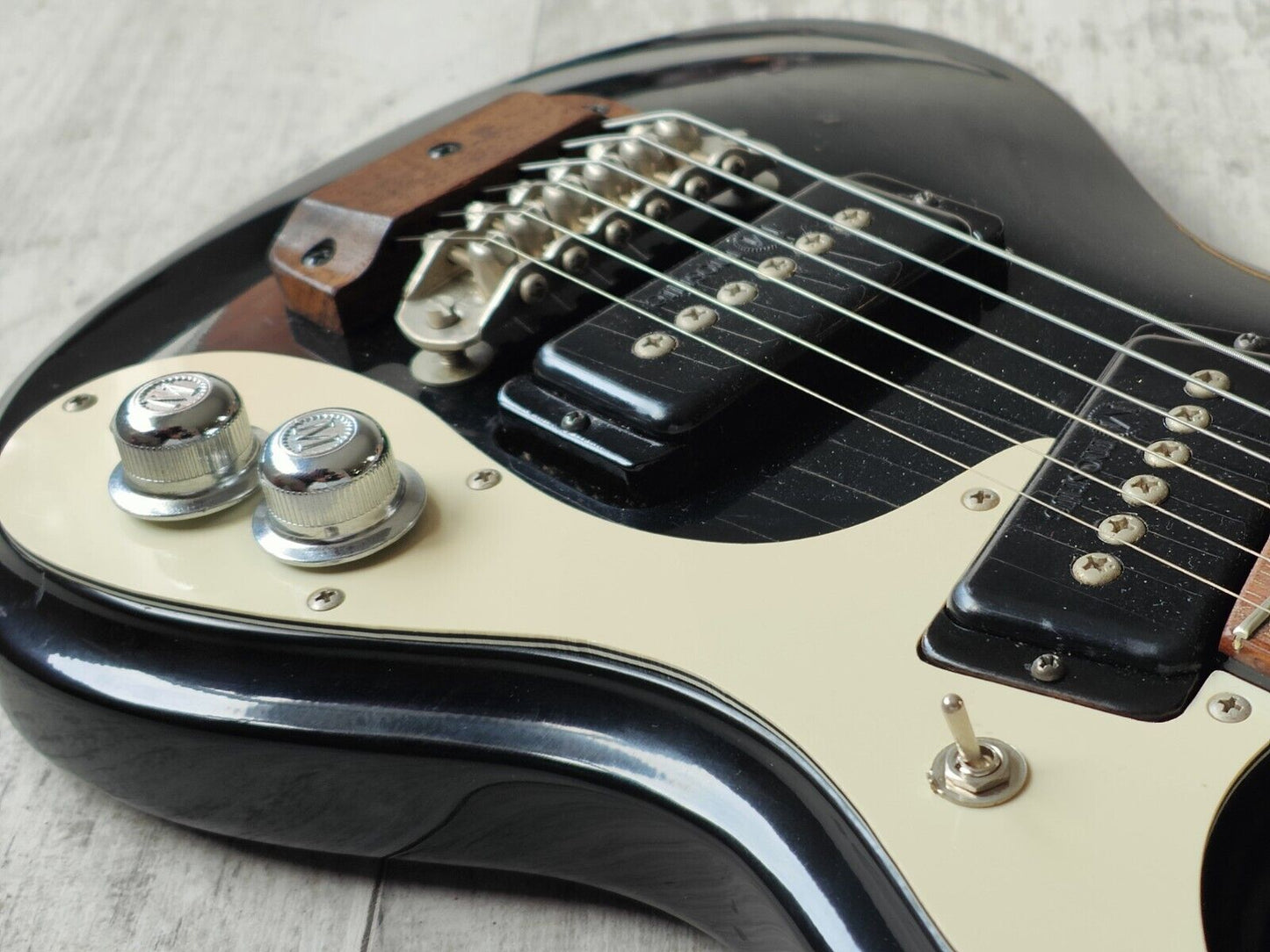 1990's Mini Mosrite Octave Guitar (Black)