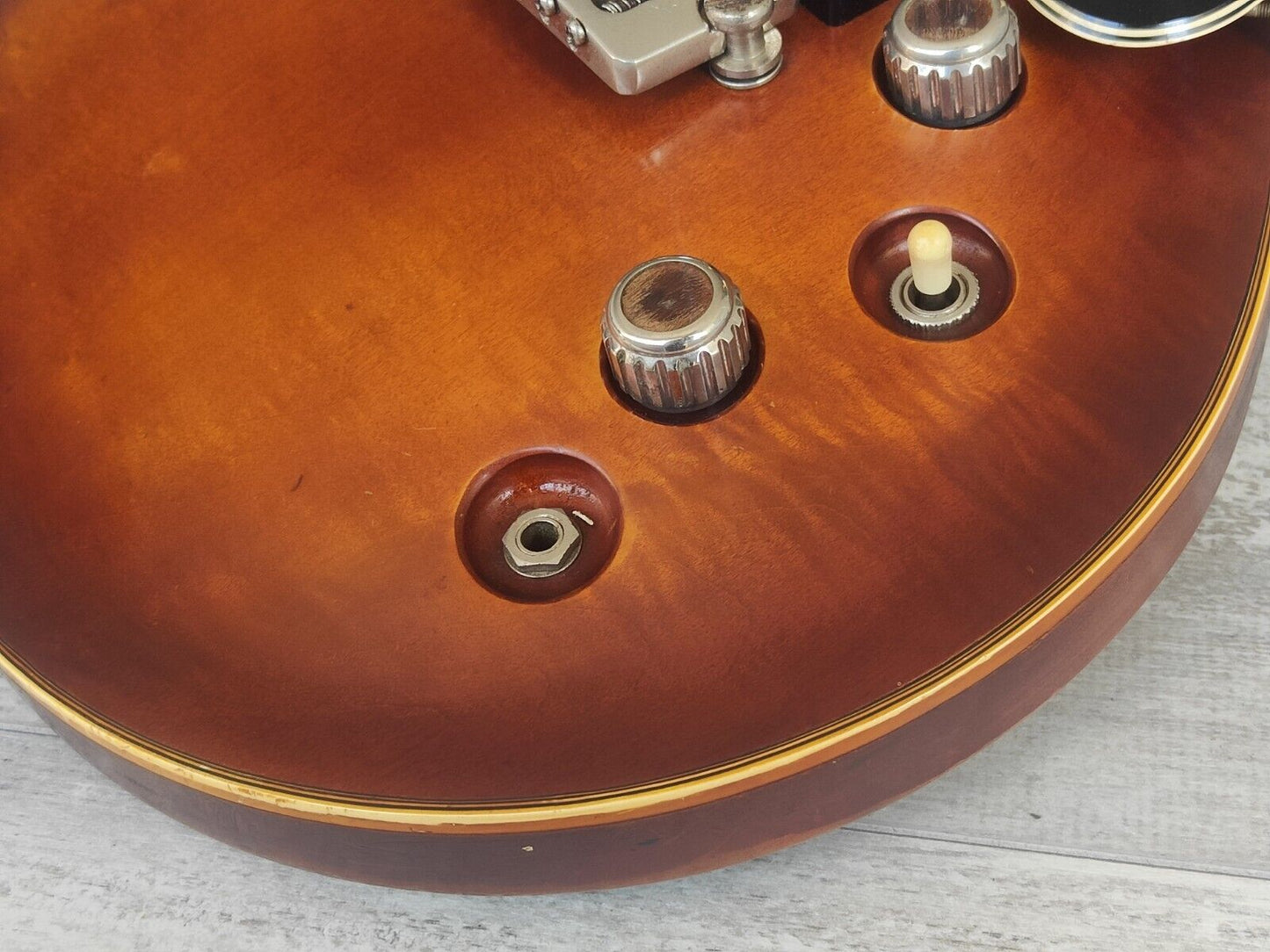 1978 Aria Pro II Japan PE-1500 Prototype Series Single Cutaway (Violin Finish)